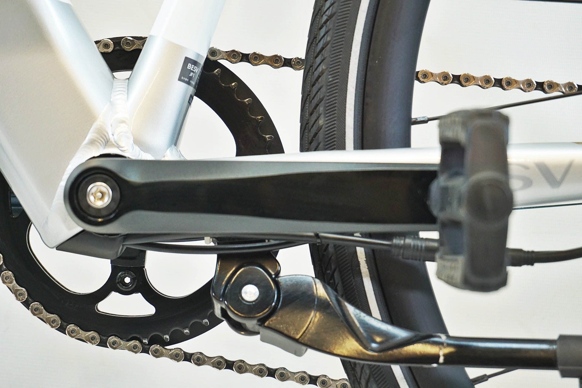 BESV 「ベスビー」 JF1 2022年モデル 電動アシスト自転車 / 有明ガーデン店