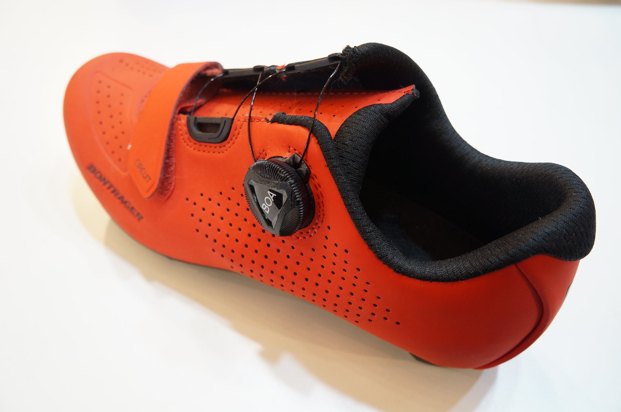 BONTRAGER 「ボントレガー」 CIRCUIT ROAD 25.7cm シューズ / バイチャリ浦和ベース