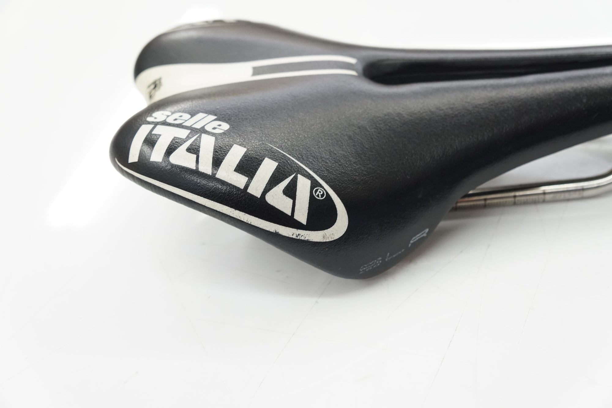 SELLE ITALIA 「セラ イタリア」 SLR TEAM EDITION サドル / バイチャリ浦和ベース