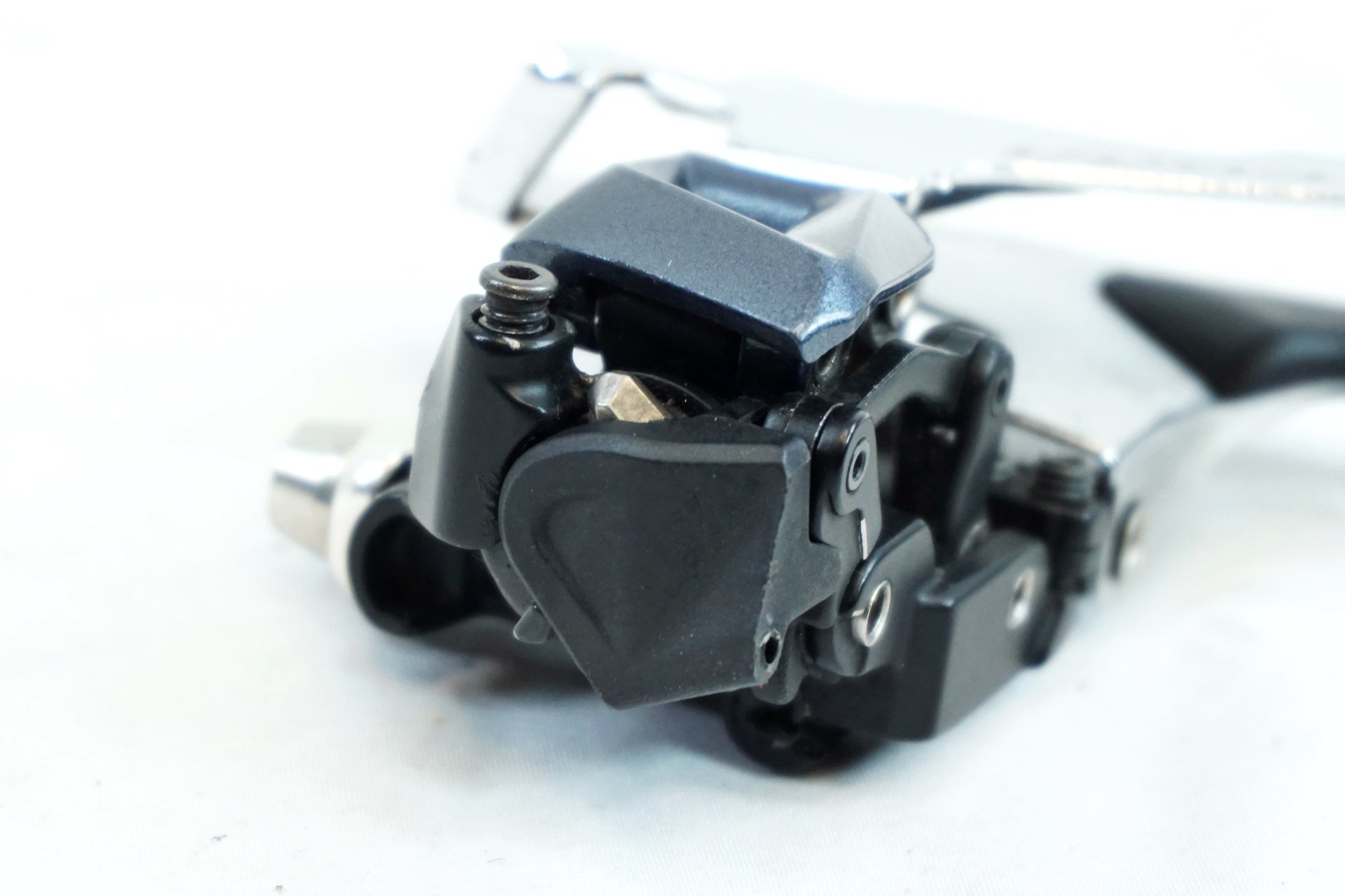 SHIMANO ULTEGRA フロントディレイラー Shimano Ultegra FD-R8000 フロントディレイラー