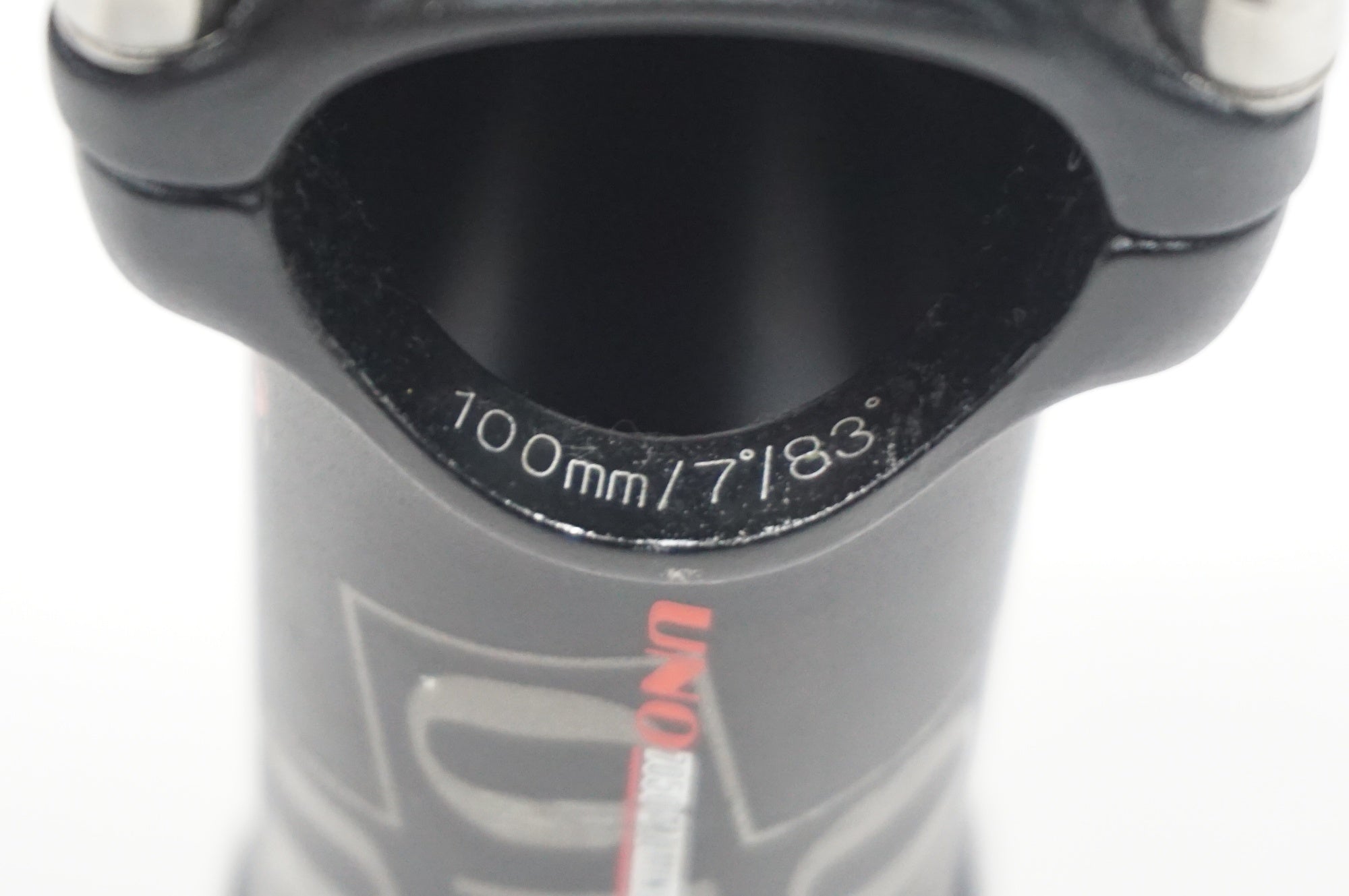 UNO 「ウノ」 Φ31.8 100mm ステム / 阪急塚口店