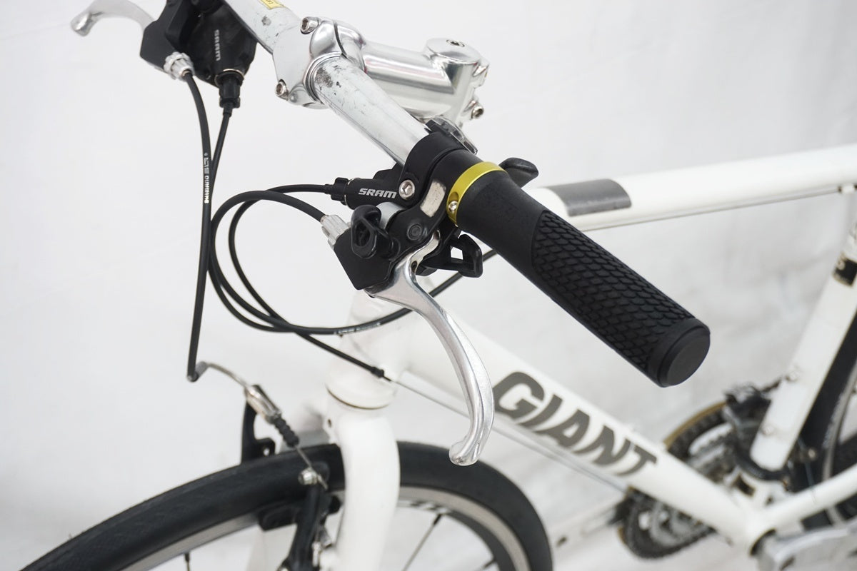 GIANT 「ジャイアント」 ESCAPE AIR 2012年モデル クロスバイク/ 大阪