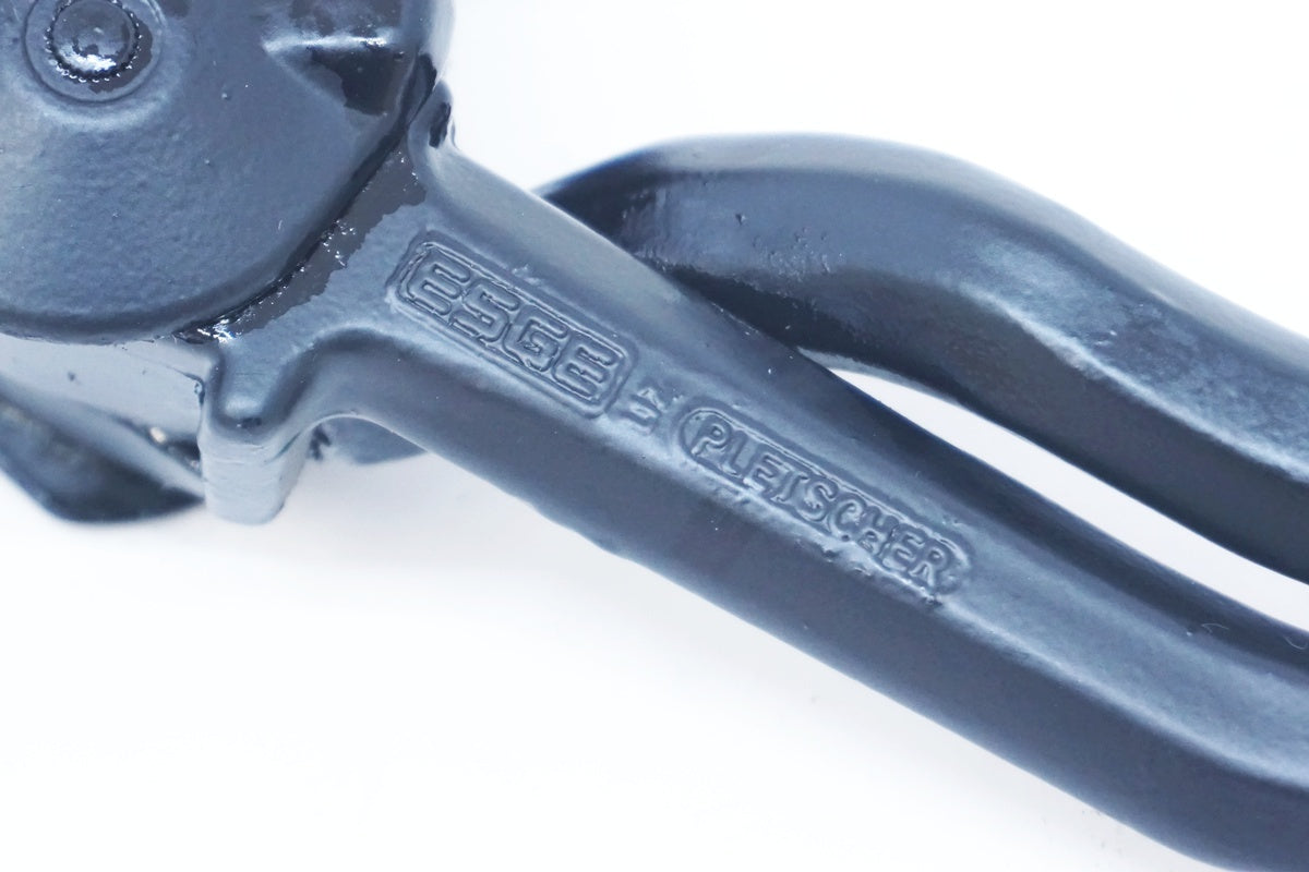 PLETSCHER 「プレッチャー」 センタースタンド / 大阪美原北インター店