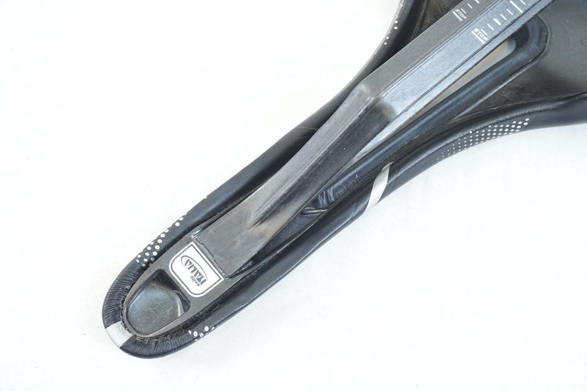 SELLE ITALIA 「セライタリア」 SLR モノリンク サドル / 有明ガーデン店