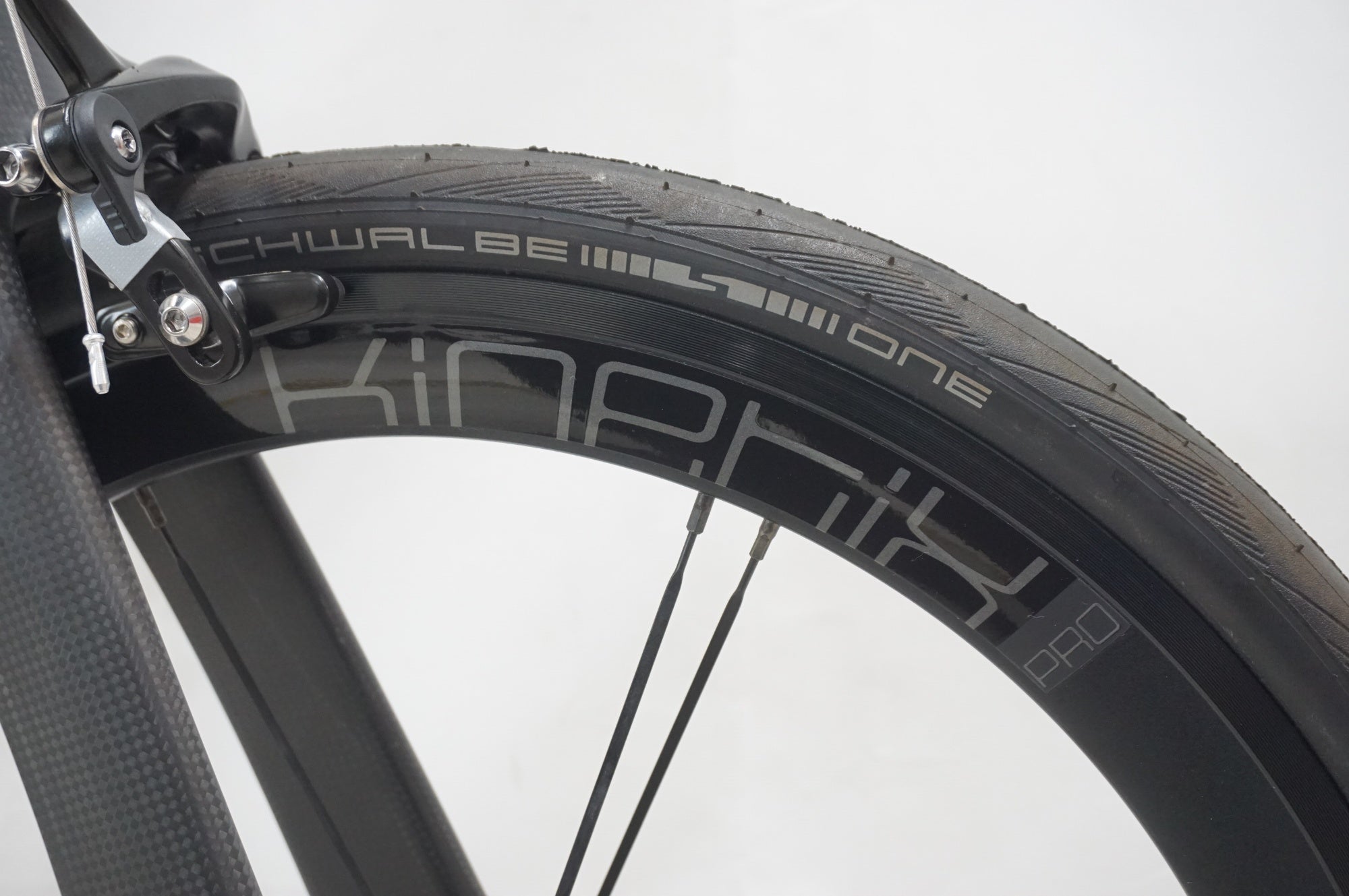 TERN 「ターン」 SURGE PRO 2023年モデル 20インチ ミニベロ / 福岡店