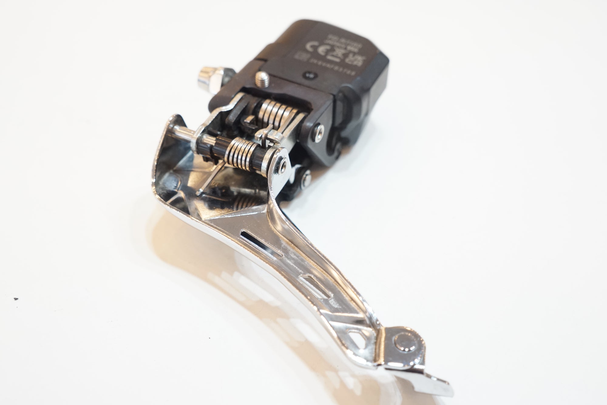 Shimano 105 di2 R7150 フロントディレイラー SHIMANO 105 Di2 フロントディレーラー 2x12スピード