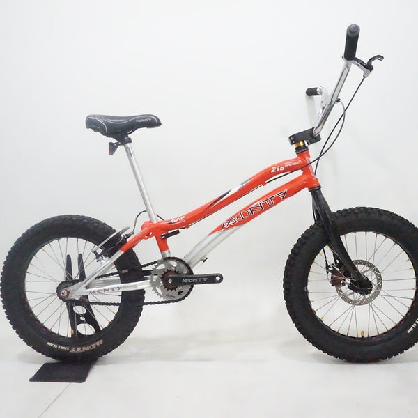 Monty EXCLUSIVE 680mm トライアル ハンドル USED JITSIEバイクトライアルハンドルバー31.8mm - MITANI KOBE