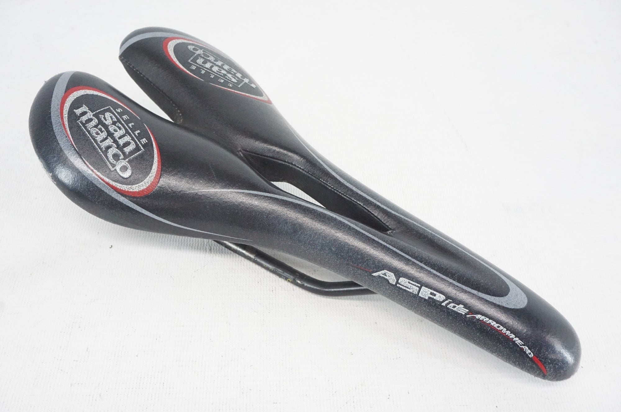 SELLE SAN MARCO 「セラサンマルコ」 ASPIDE ARROWHEAD サドル / 阪急塚口店