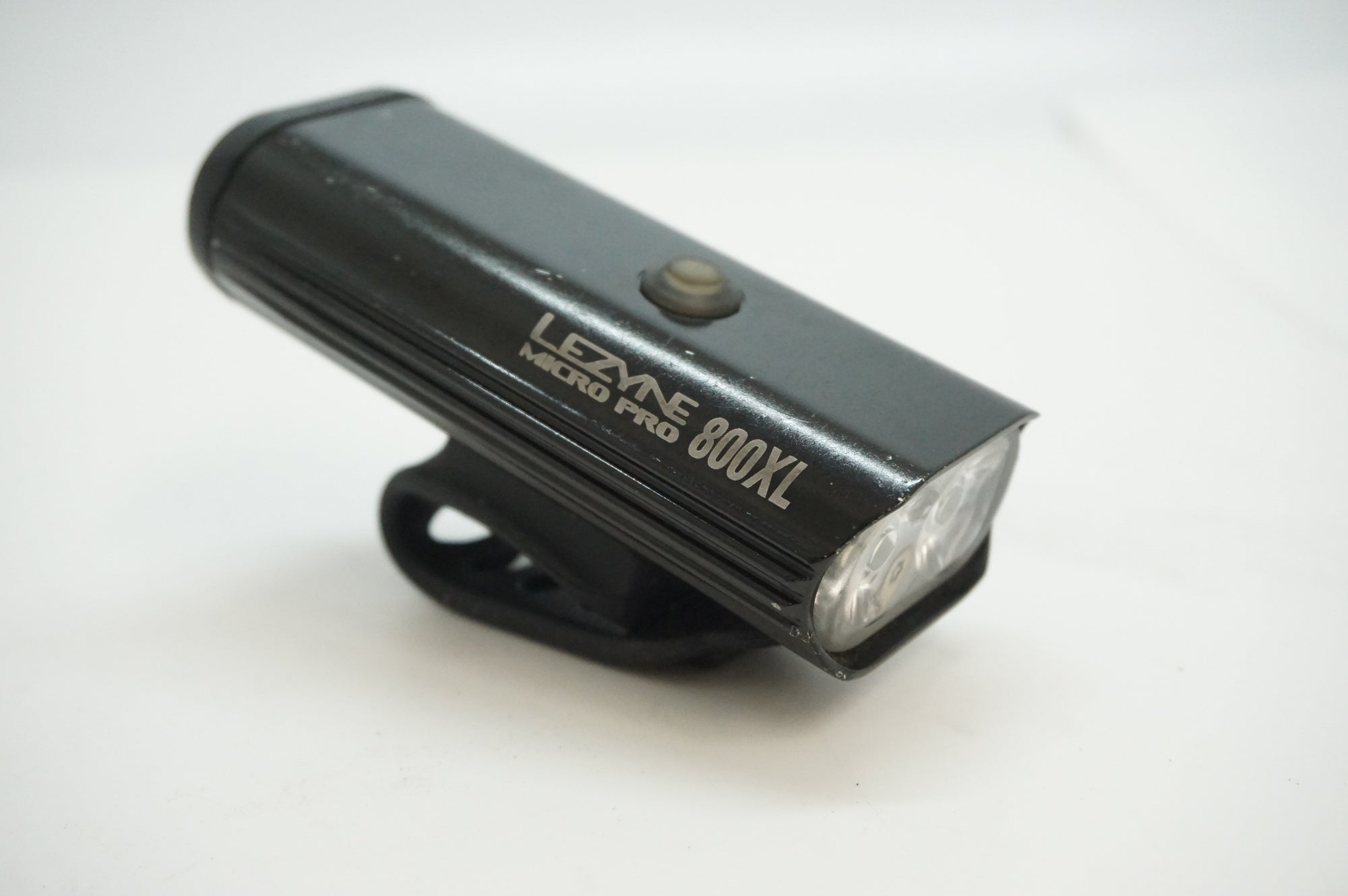 LEZYNE 「レザイン」 800XL ライト / 福岡アイランドシティ店