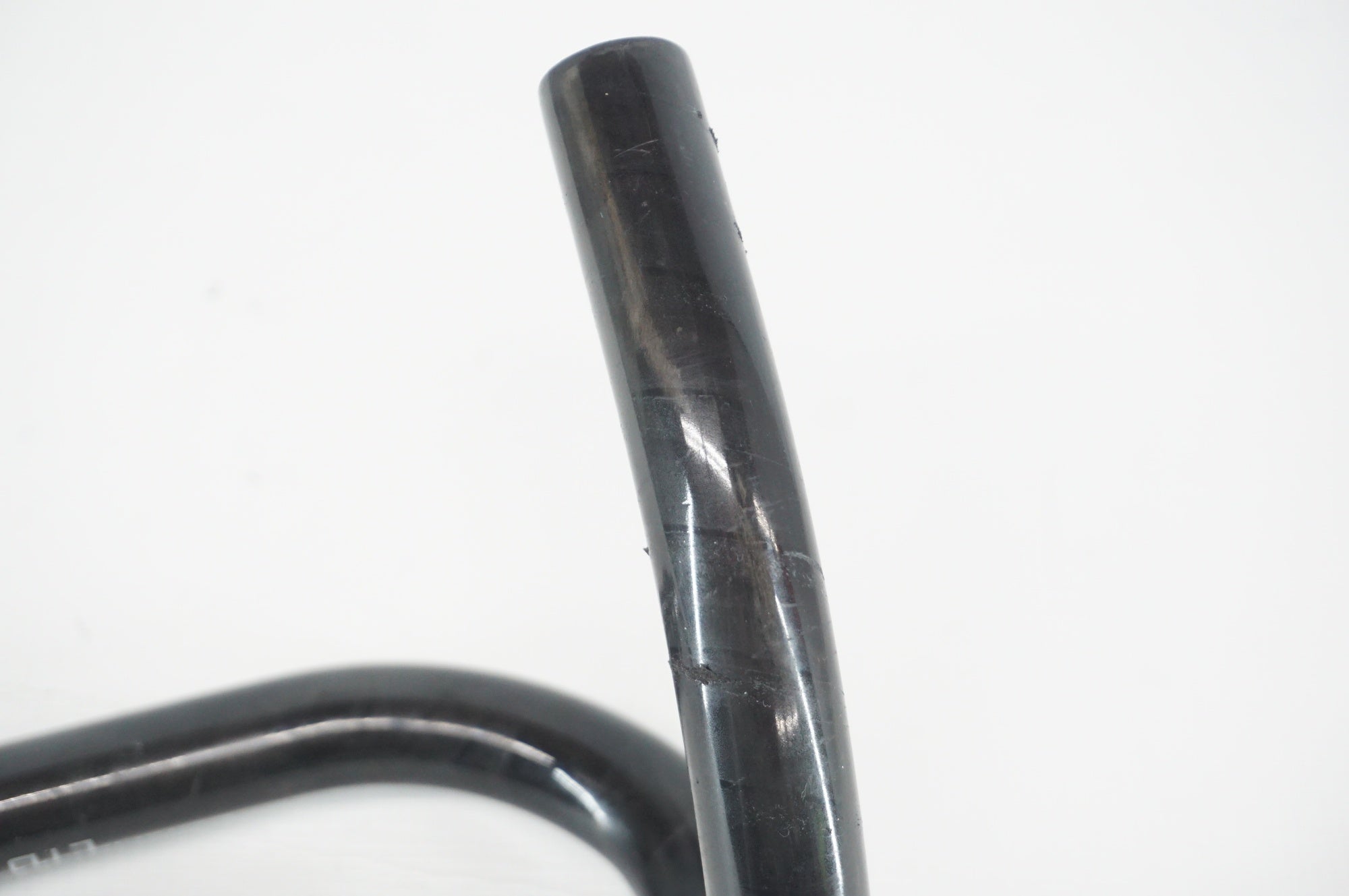 3T 「スリーティー」 ERGOSUM LTD Φ31.8 400mm ハンドル / 阪急塚口店