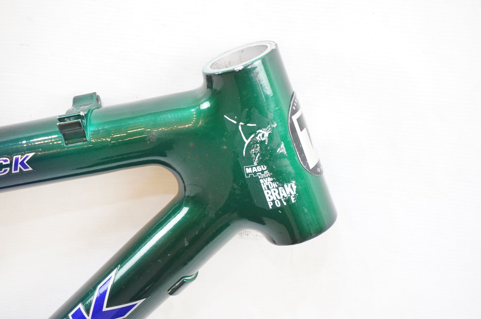 TREK 「トレック」 9500 FULL SUSPENSION CARBON 年式不明 フレーム / 浦和ベース