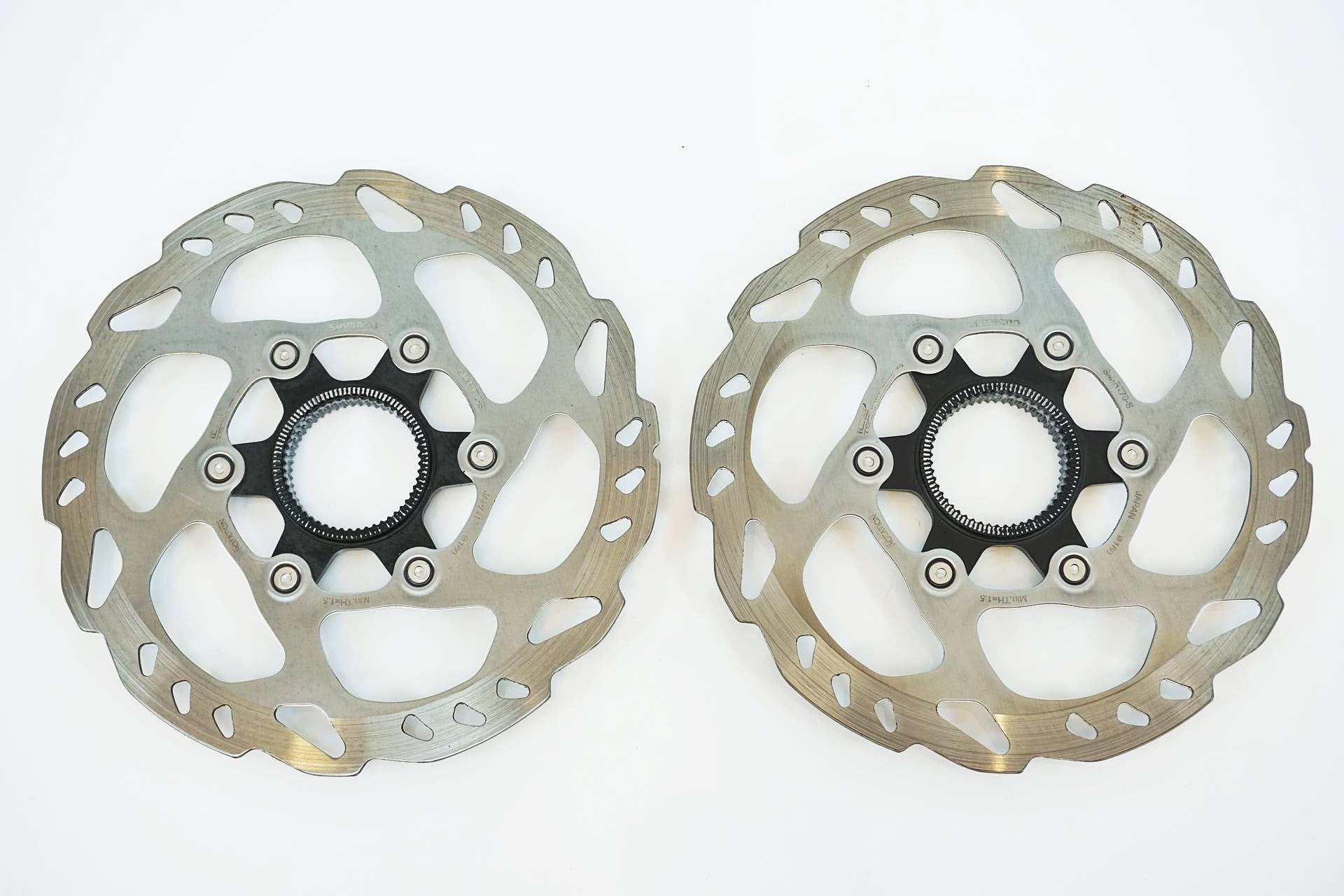 SHIMANO 「シマノ」 SM-RT70-S Φ160 ブレーキローターセット / 有明ガーデン店