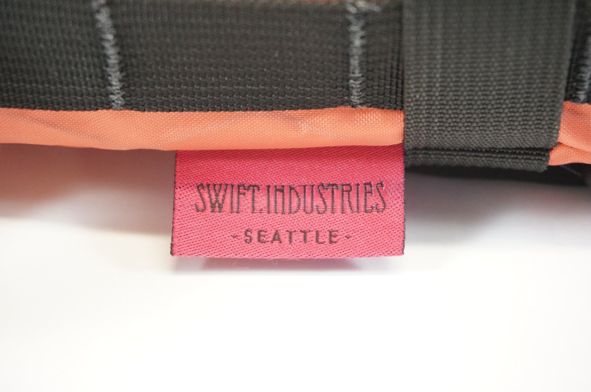 SWIFT INDUSTRIES 「スイフトインダストリーズ」 SIDEKICK ポーチ / 宇都宮店