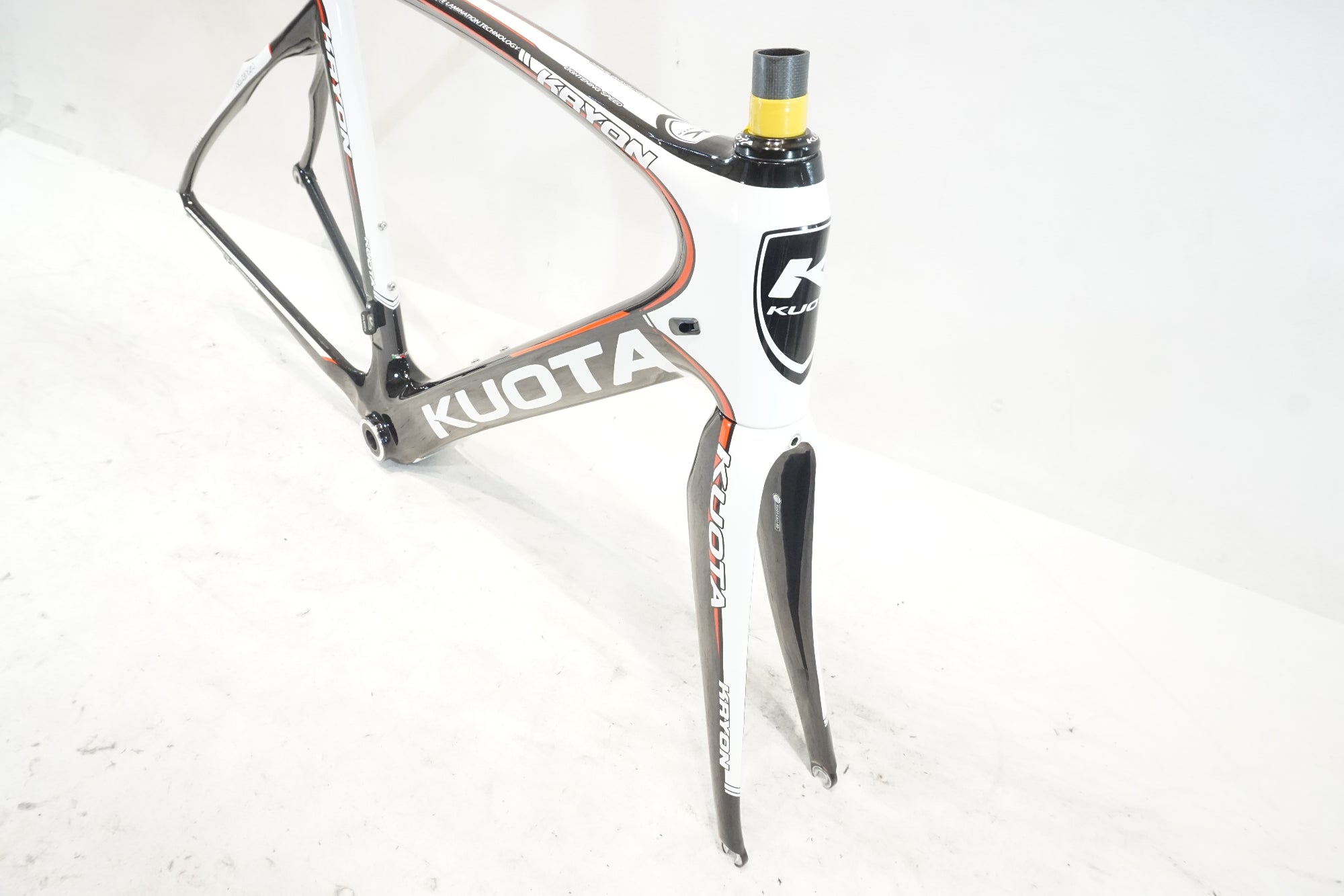 KUOTA 「クオータ」 KRYON 2016年モデル フレームセット / 横浜