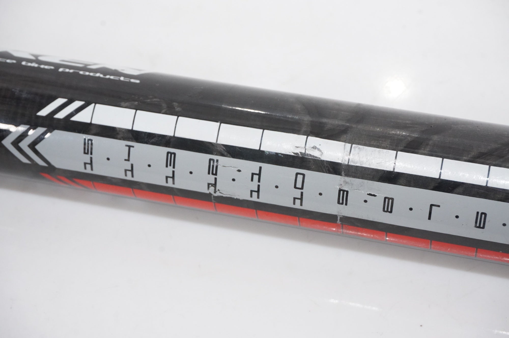 TOKEN 「トーケン」 カーボン φ31.6 約330mm シートポスト / AKIBA店