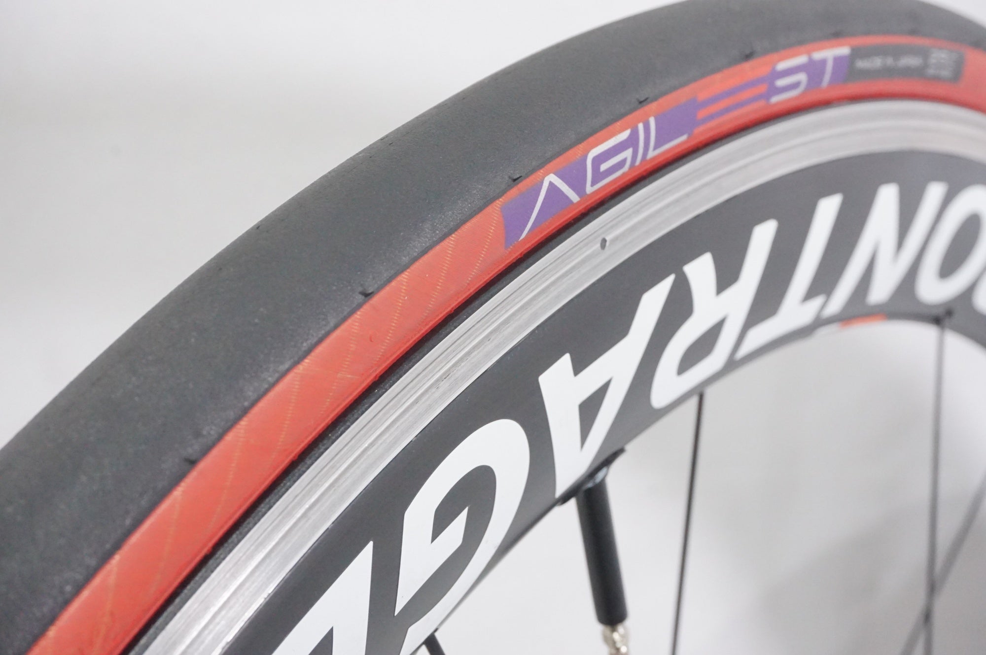BONTRAGER 「ボントレガー」 AURA 5 TLR シマノ 11速 ホイール