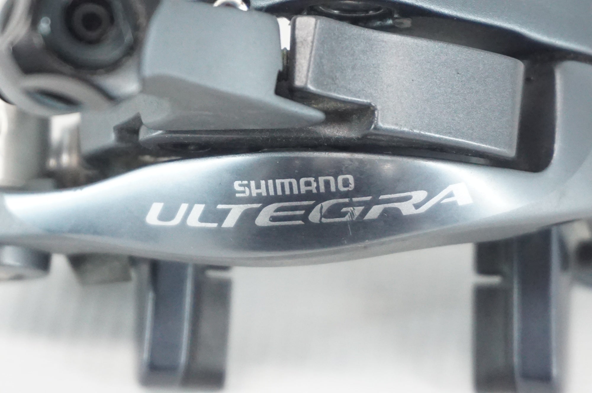 SHIMANO 「シマノ」 ULTEGRA BR-6800 フロント キャリパーブレーキ