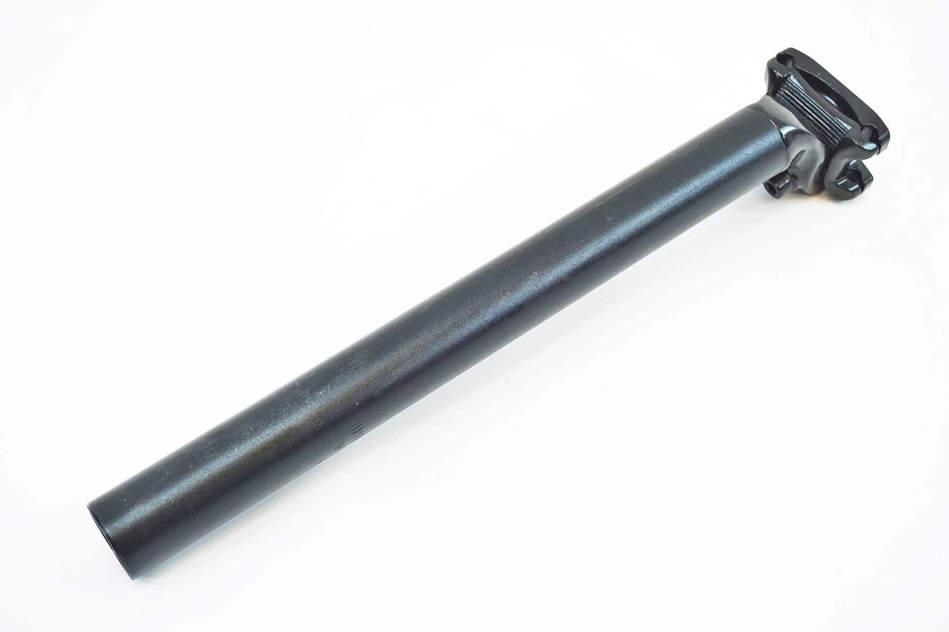 ノーブランド Φ27.2 300mm アルミシートポスト / 有明ガーデン店