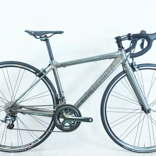 BIANCHI 「ビアンキ」 FENICE SPORT 2017年モデル ロードバイク / 有明