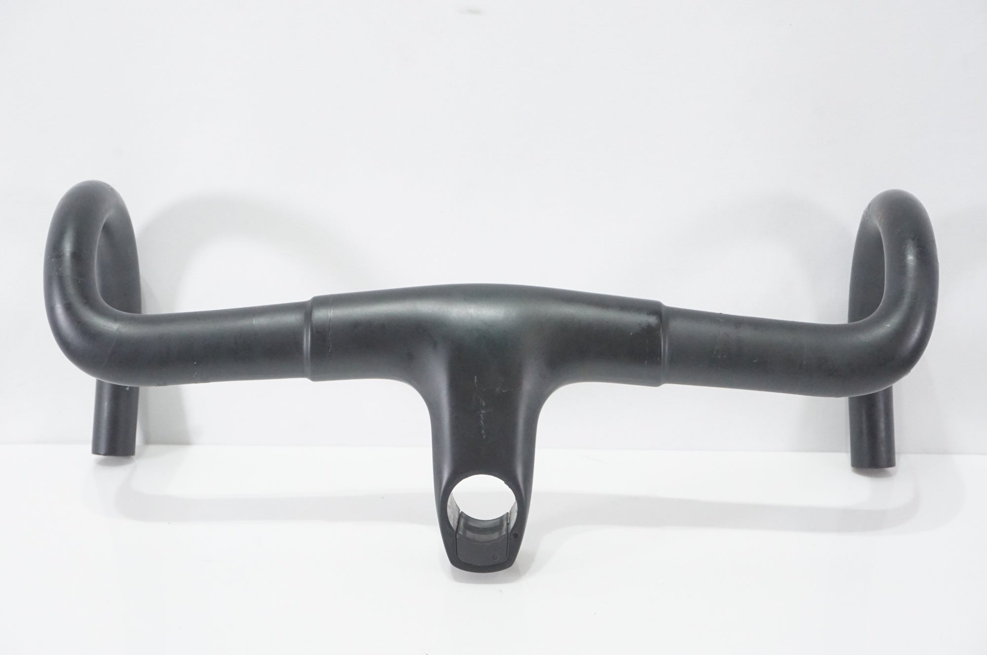 CANYON 「キャニオン」 H31 ERGOCOCKPIT CF 400mm ハンドル