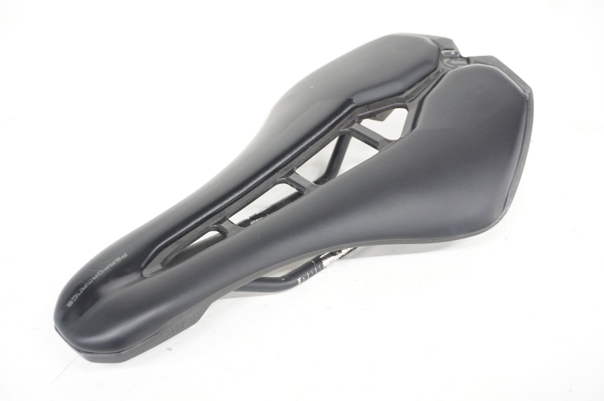 SHIMANO 「シマノ」 PRO STEALTH PERFORMANCE サドル / 阪急塚口 SHIMANO 「シマノ」 PRO STEALTH PERFORMANCE サドル / 阪急塚口