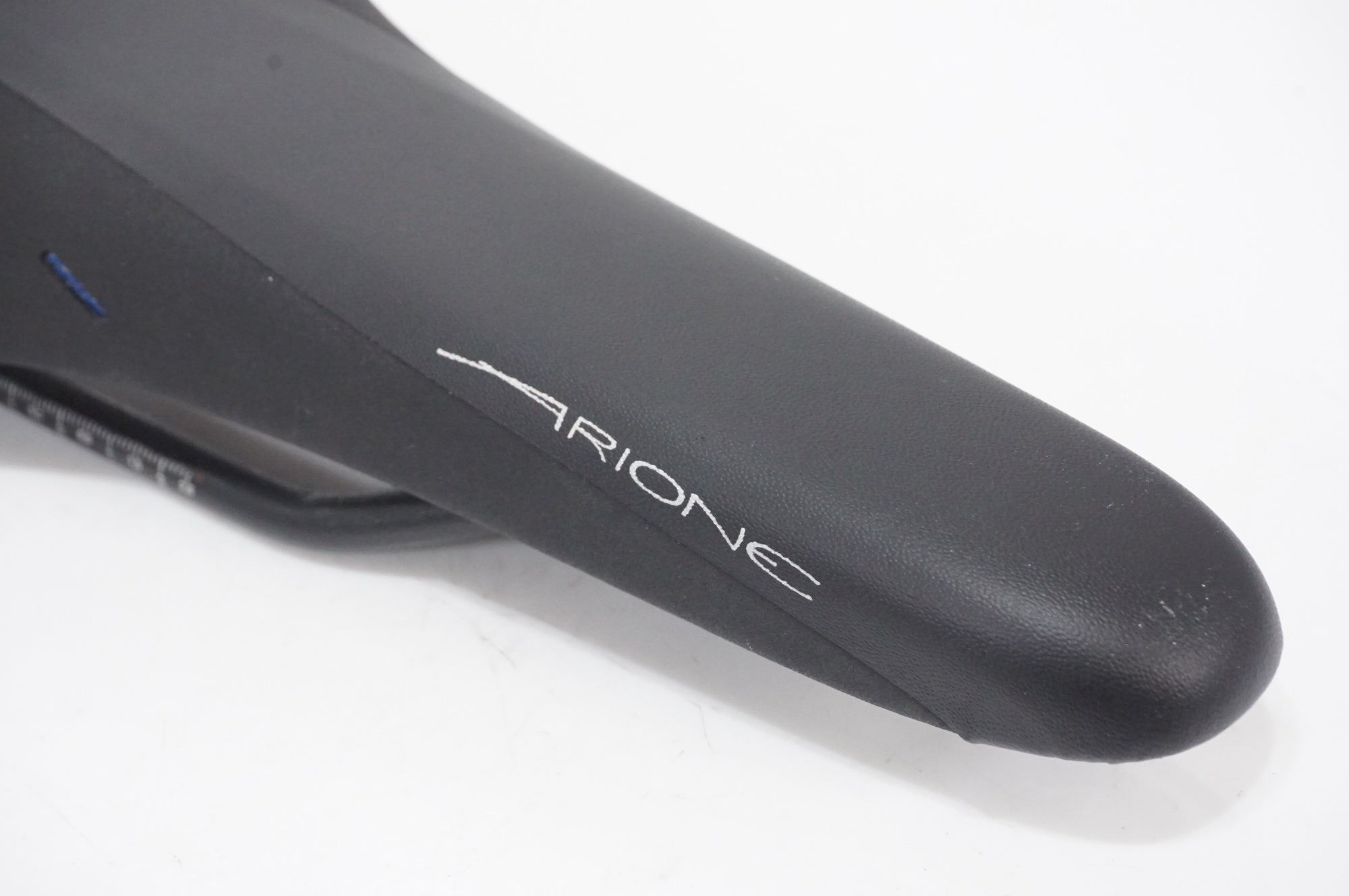 FIZIK 「フィジーク」 ARIONE R7 サドル / AKIBA店