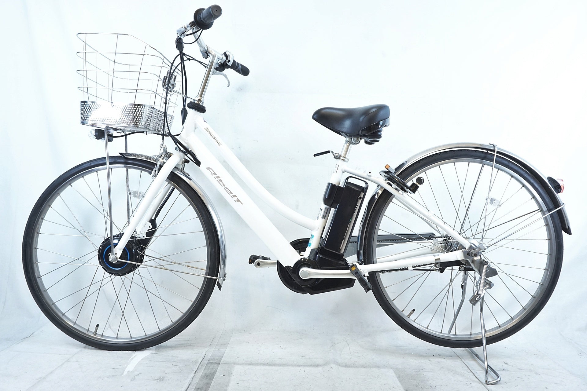 BRIDGESTONE 「ブリヂストン」 アルベルトe A6LB45 2024年モデル 電動アシスト自転車 / 有明ガーデン店