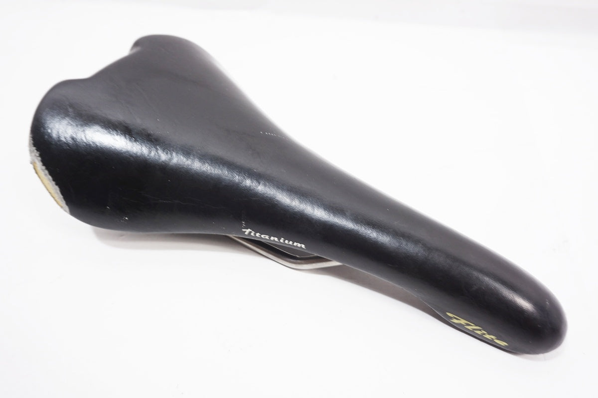 SELLE ITALIA 「セライタリア」 FLITE サドル / バイチャリ世田谷店