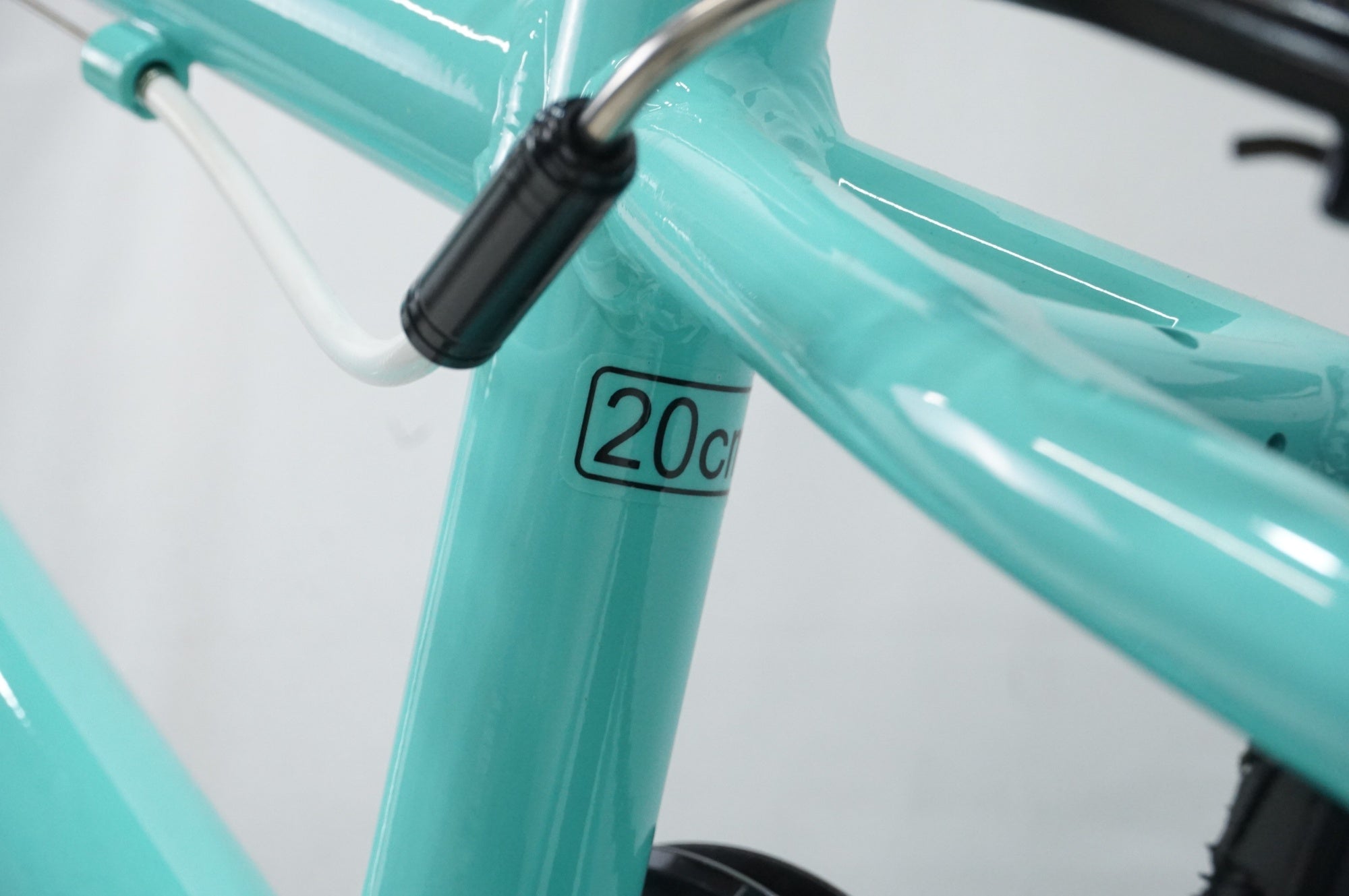 Bianchi　PIRATA16　16インチ BIANCHI ( ビアンキ ) キッズバイク PIRATA 16 ホワイト 16