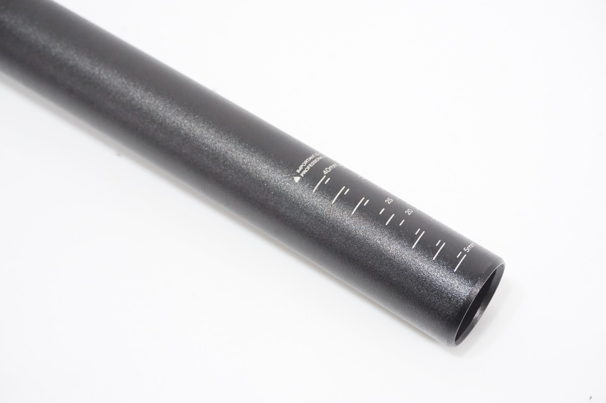 BONTRAGER 「ボントレガー」 φ31.8 580mm ライザーバー / AKIBA店