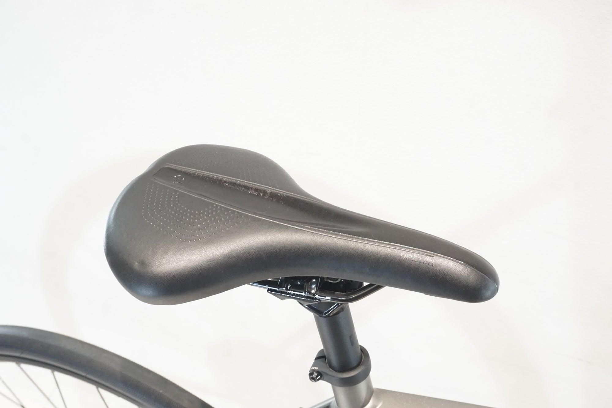 TREK 「トレック」 FX S4 2020年モデル クロスバイク / 横浜戸塚店