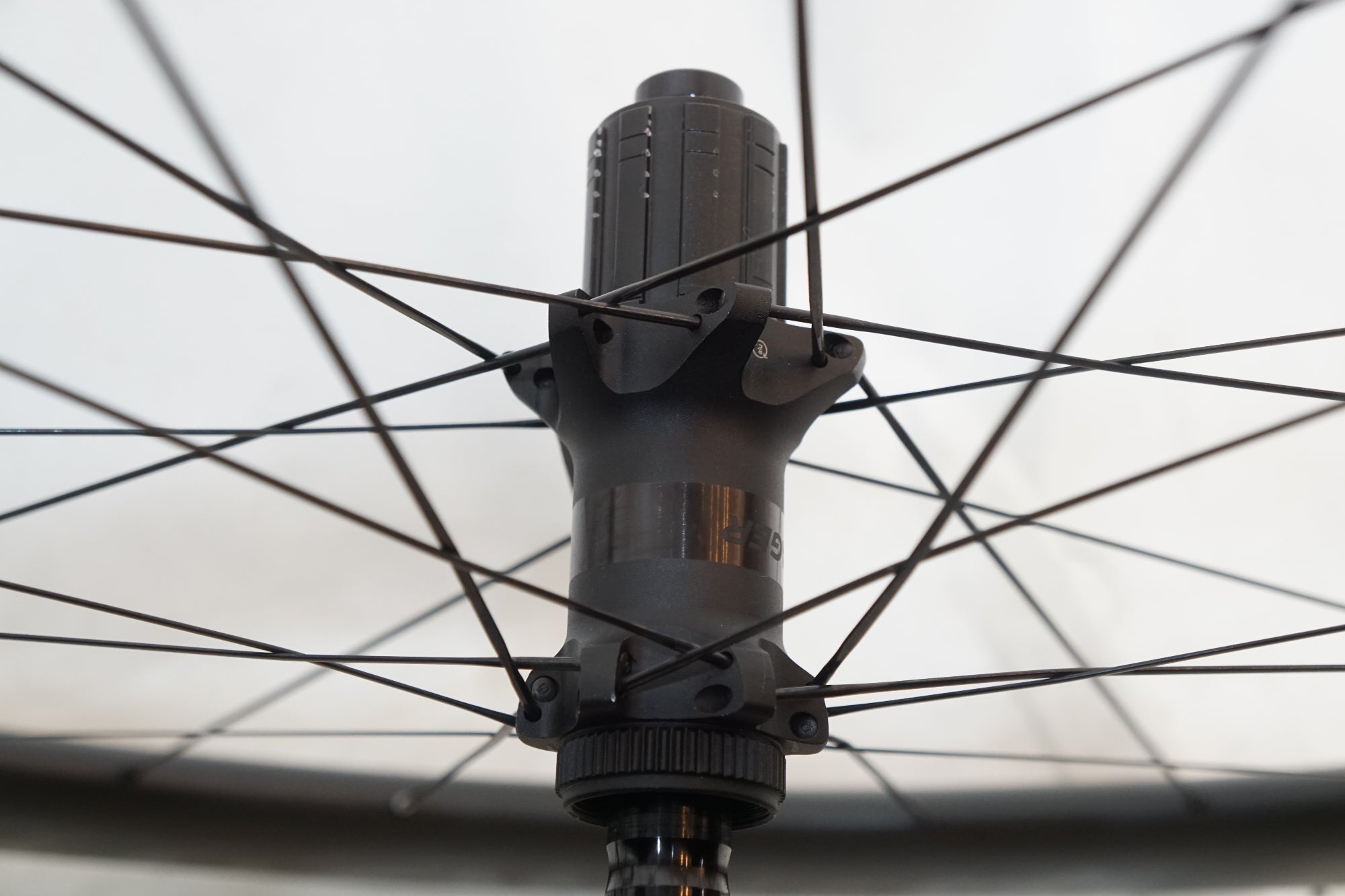 BONTRAGER 「ボントレガー」 AEOLUS PRO 5 シマノ11速 ホイールセット