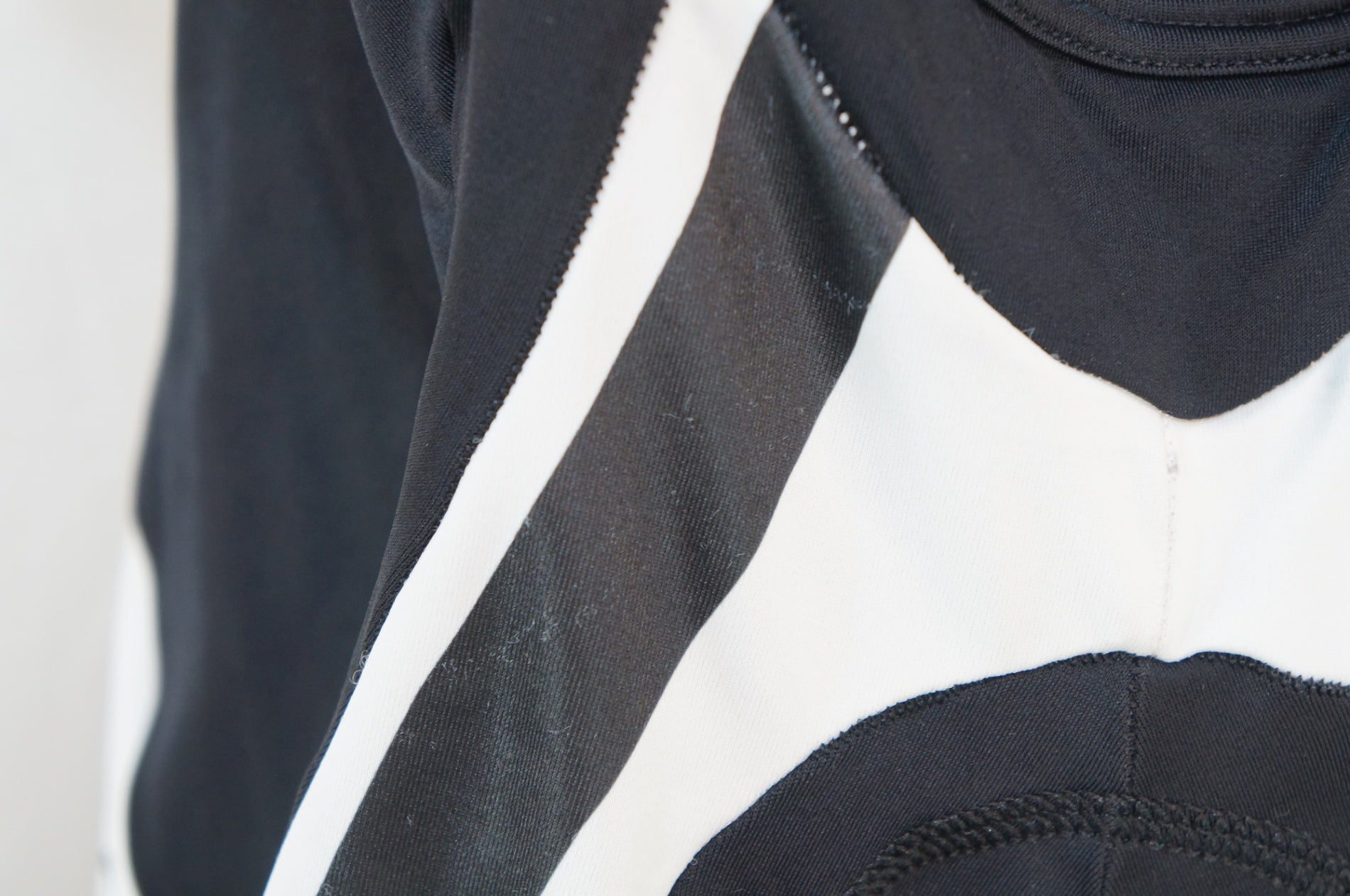 CASTELLI 「カステリ」 Mサイズ ビブショーツ/ バイチャリ浦和ベース