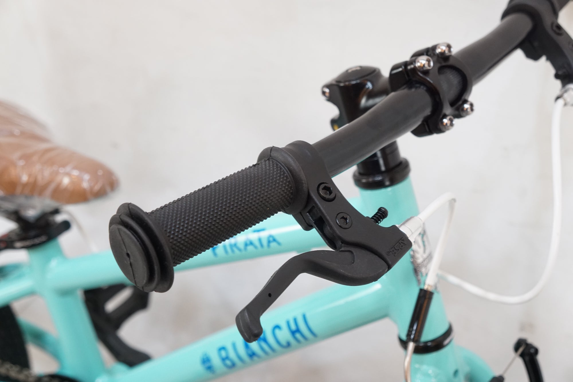 BIANCHI 「ビアンキ」 PIRATA16 2022年モデル 16インチ キッズバイク 