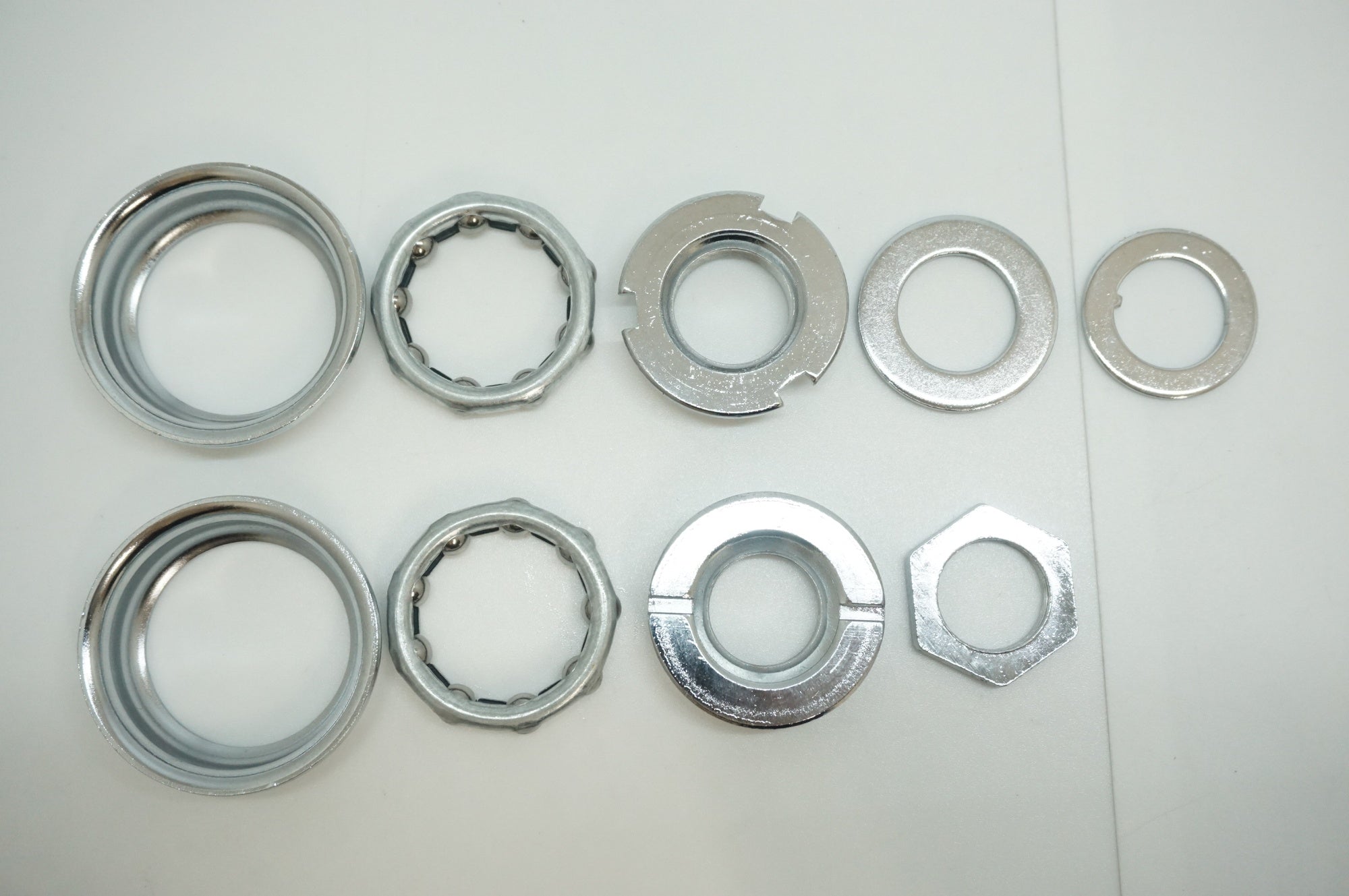 TIOGA 「タイオガ」 BB220ST ボトムブラケット / 福岡店