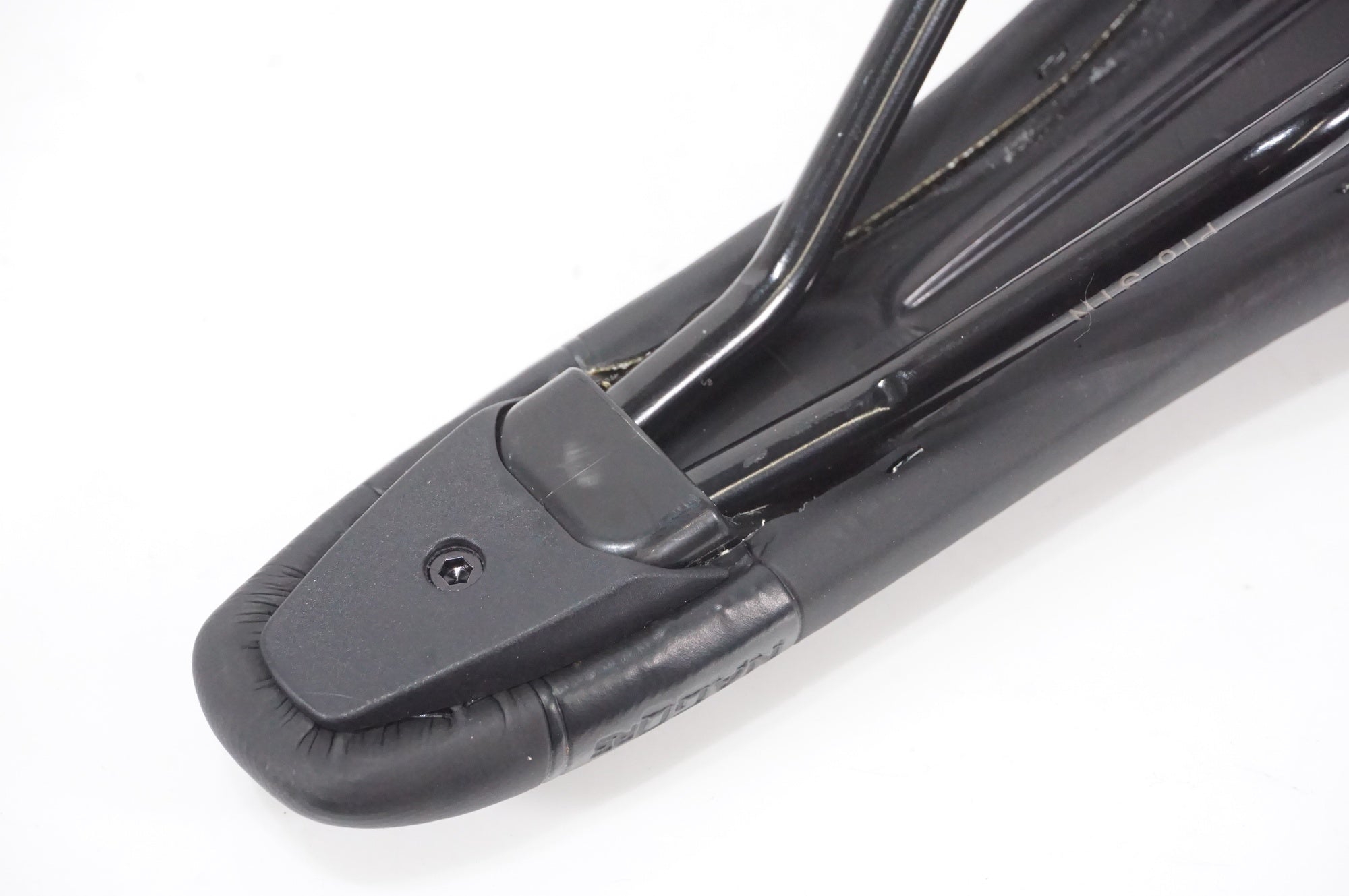 PROLOGO 「プロロゴ NAGO RS サドル / AKIBA店