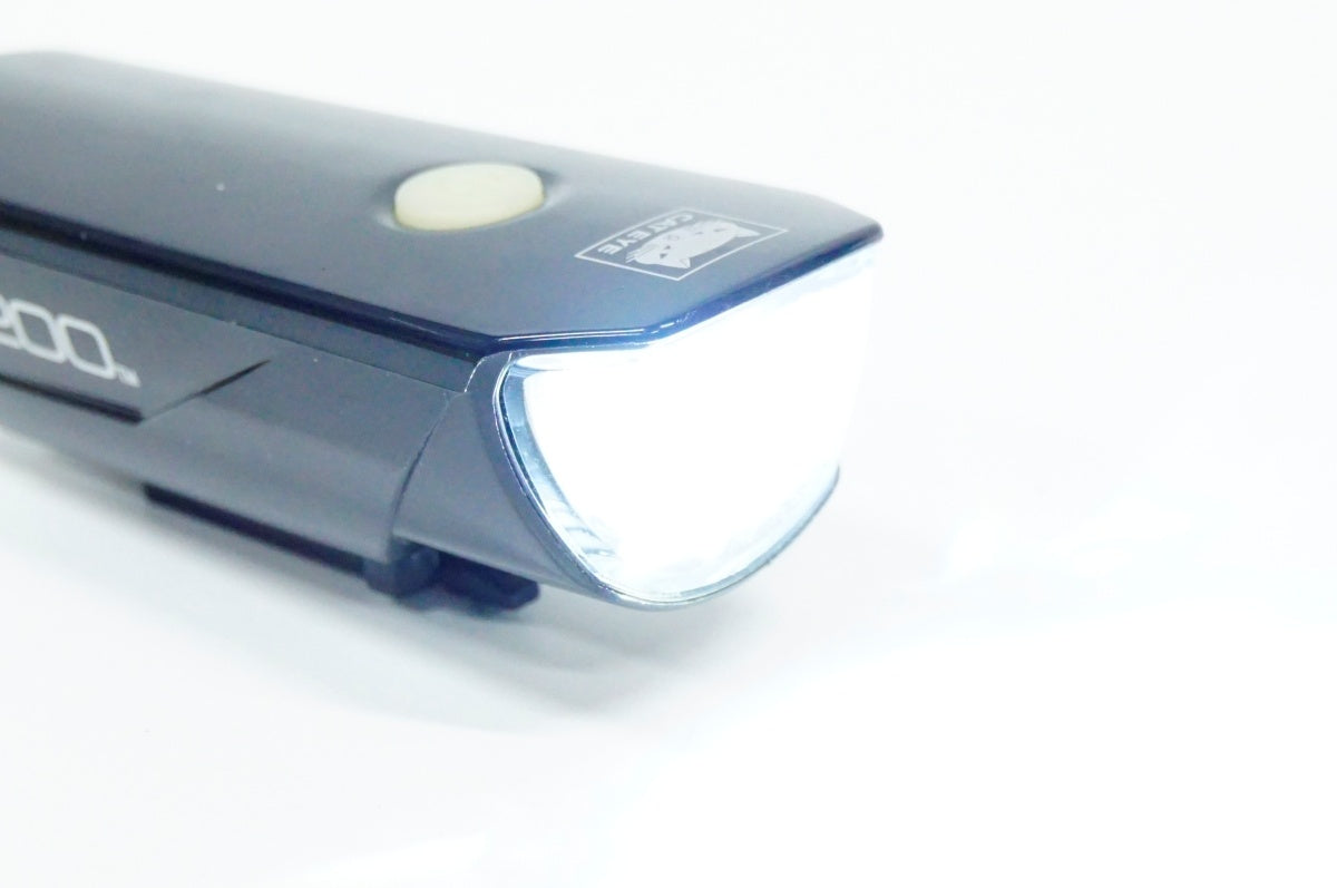 CATEYE 「キャットアイ」 VOLT200 フロントライト / 名古屋大須店