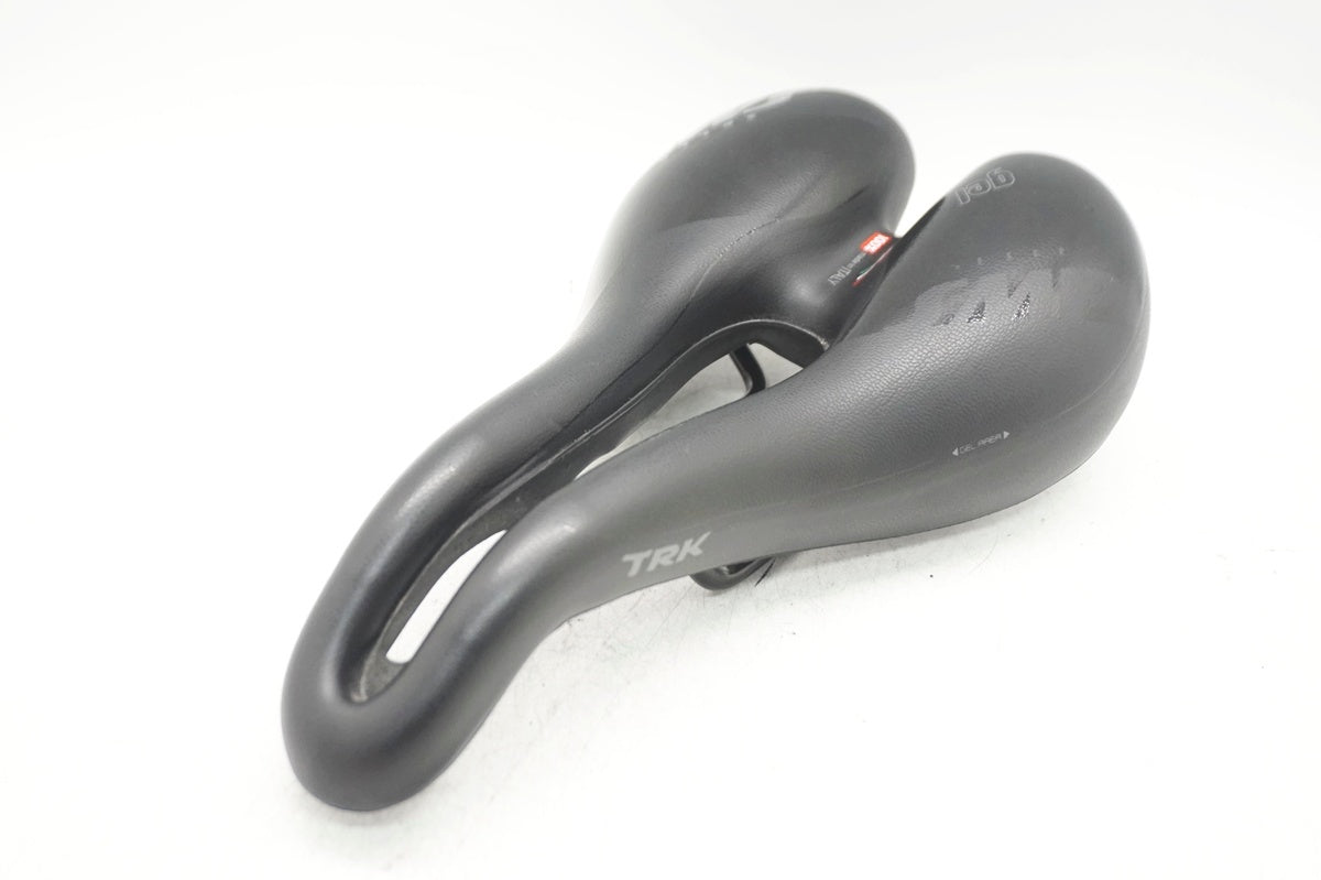 SELLE SMP 「セラエスエムピー」 TRK GEL サドル / 大阪門真店