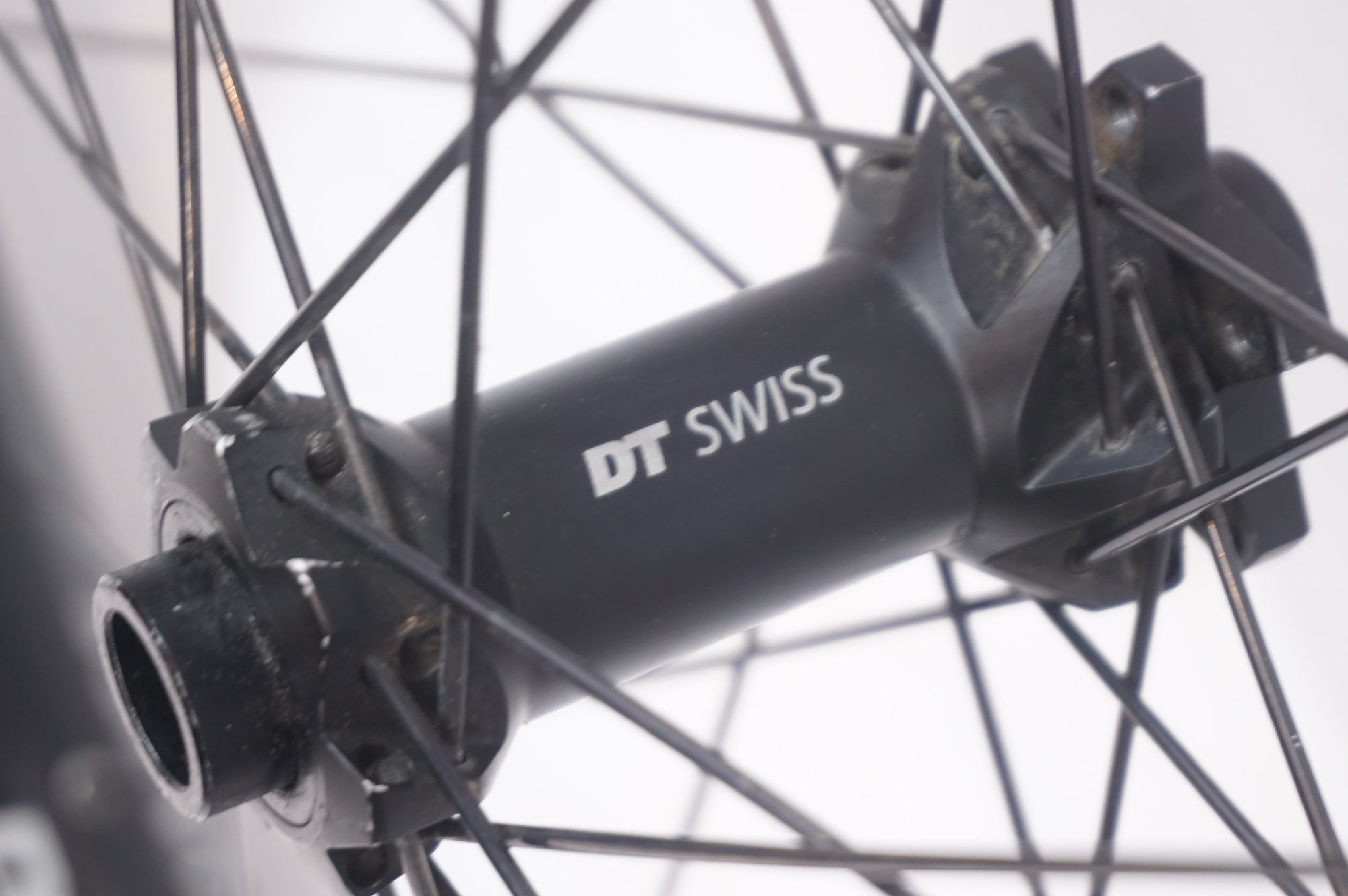 DT SWISS 「ディーティースイス」 M1900 27.5インチ フロントホイール