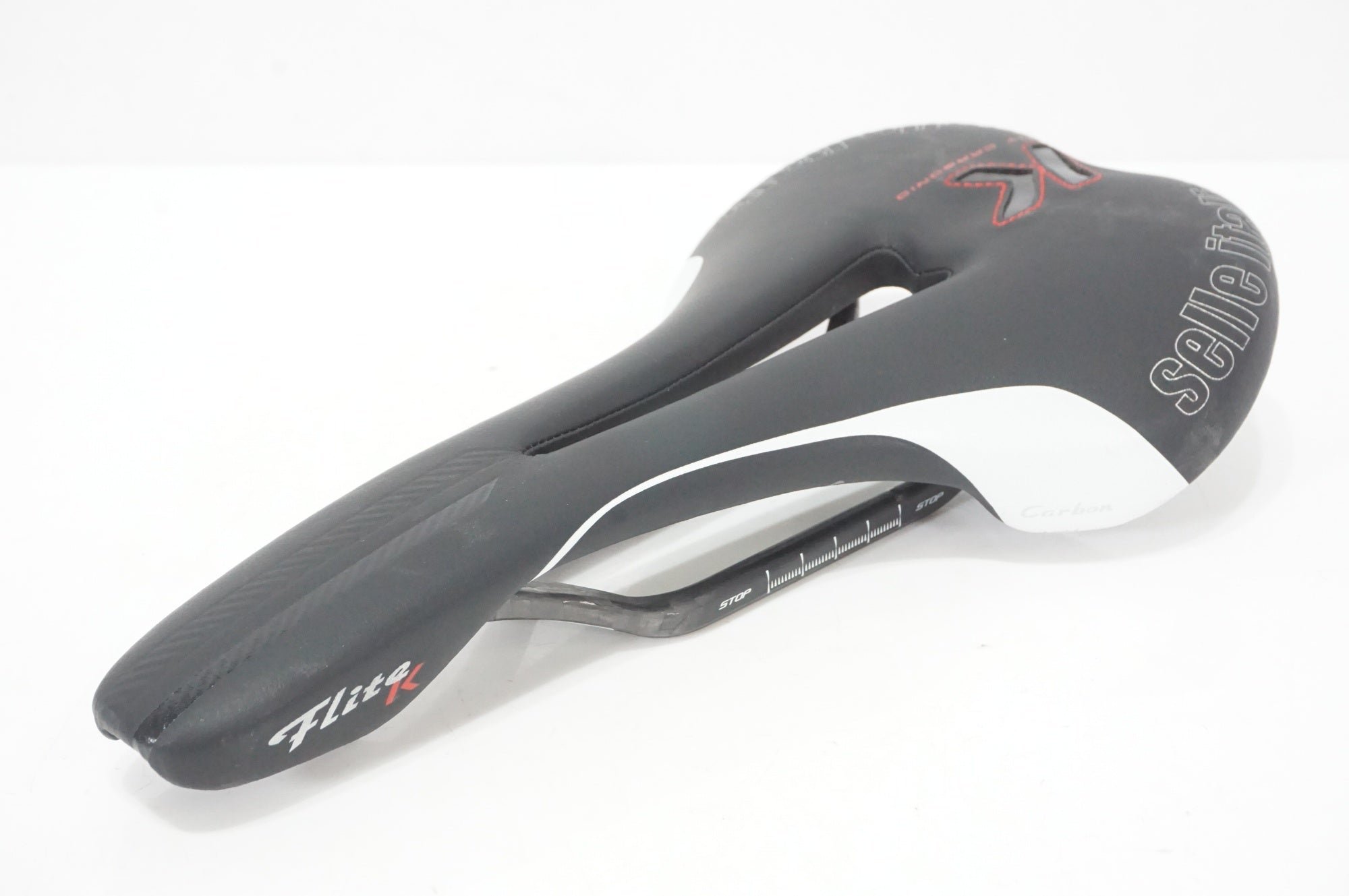 SELLE ITALIA 「セライタリア」 FLITE KIT CARBON サドル