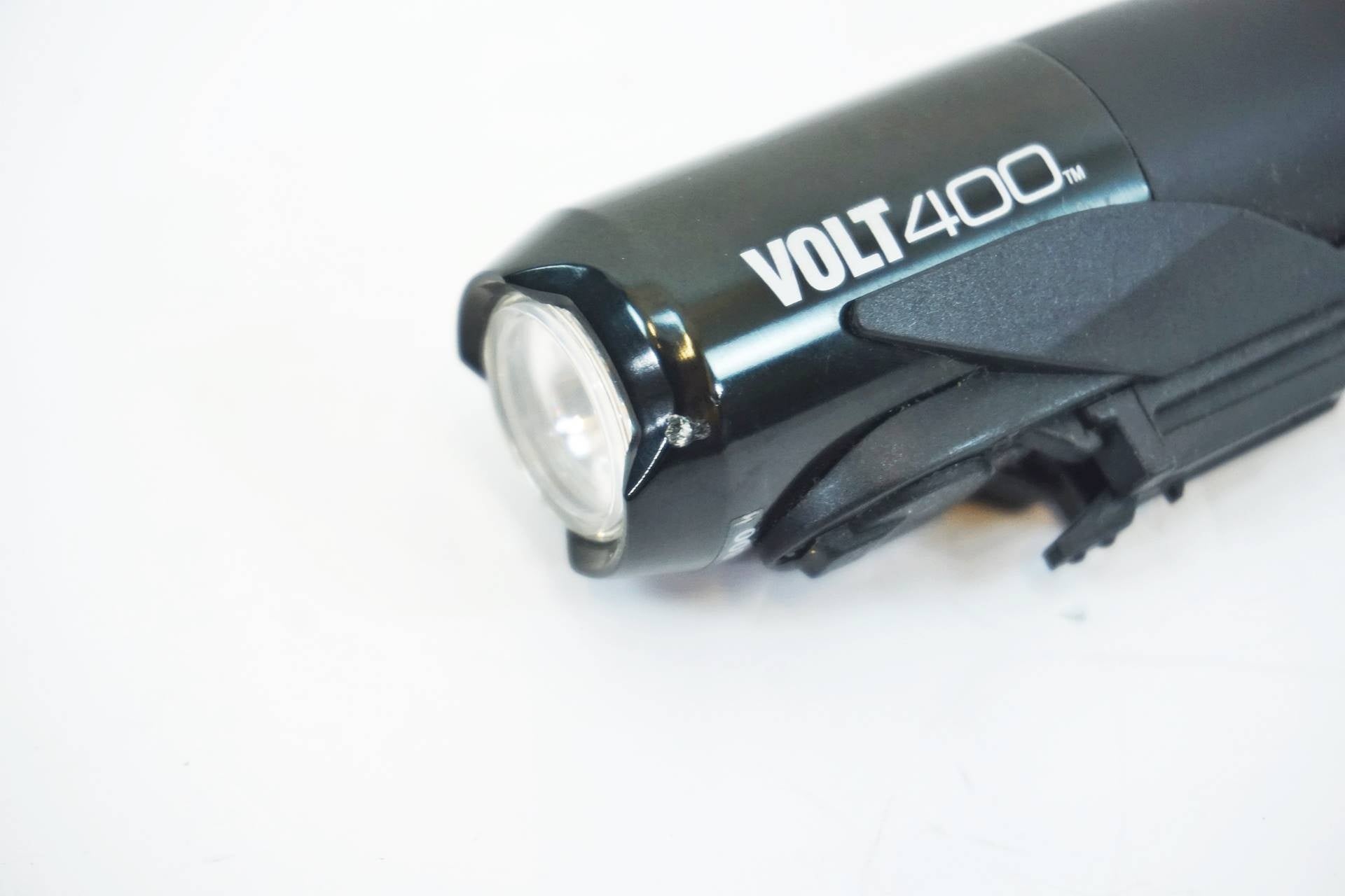 未使用品　CATEYE　フロントライト　VOLT400 NEO CAT-EYE ( キャットアイ ) フロントライト VOLT 400 NEO HL