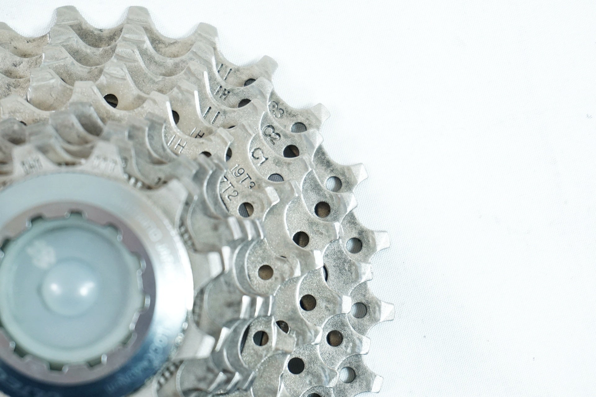 SHIMANO 「シマノ」 ULTEGRA CS-6700 10S 11-25T スプロケット / 有明