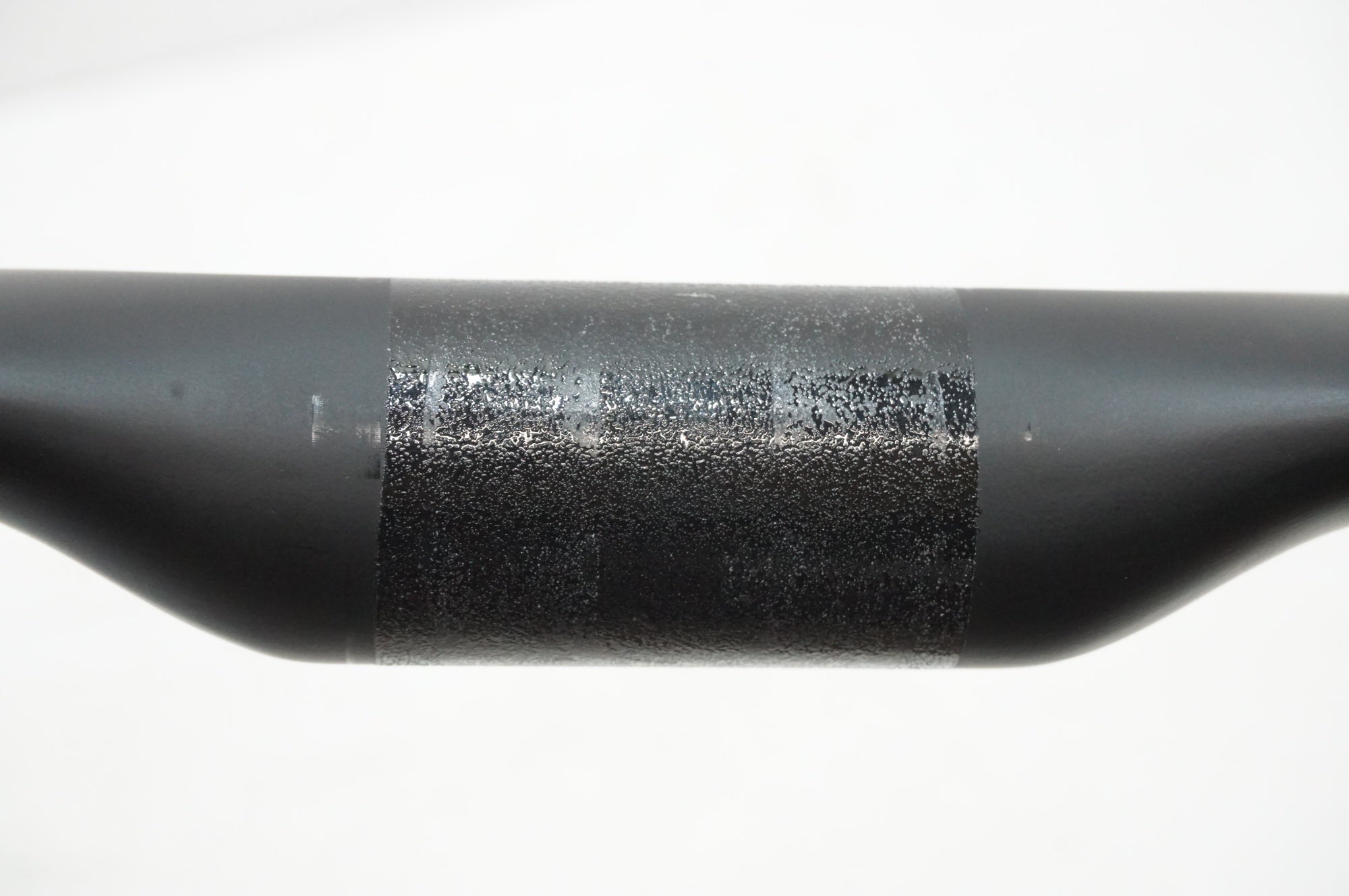 TNI 「ティーエヌアイ」 AEROFAST 400mm φ31.8  ハンドル / 大宮店