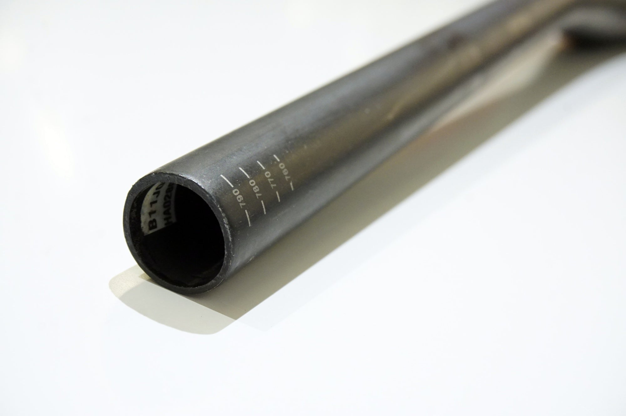 E THIRTEEN 「イーサーティーン」 RACE CARBON φ35 800mm ライザーバー / 浜松店