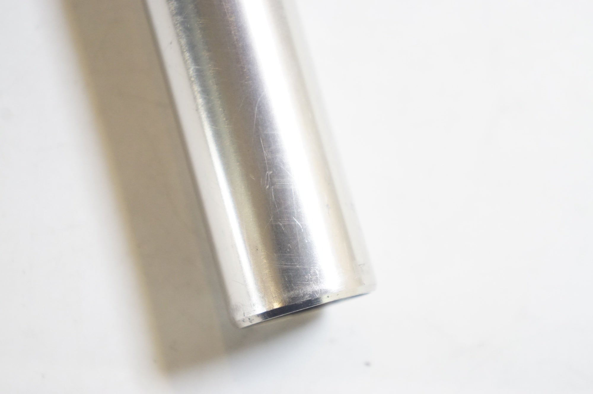 KALLOY 「カロイ」 2本締め φ26.4 350mm シートポスト / 熊谷本店