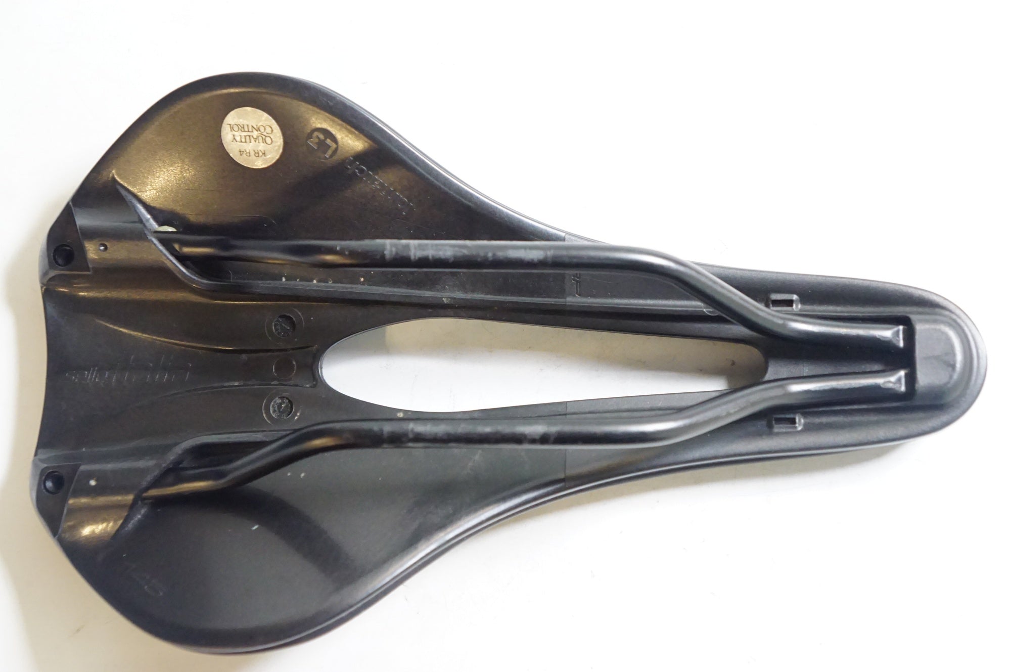 SELLE ITALIA 「セラ イタリア」 NOVUS BOOST EVO SUPERFLOW サドル