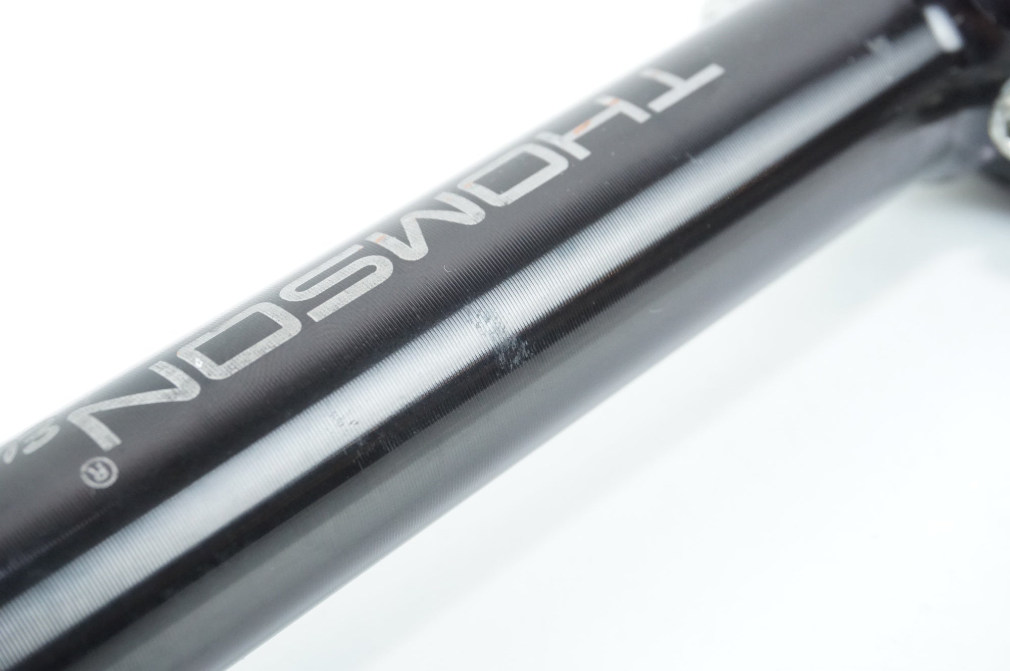 THOMSON 「トムソン」 ELITE SP-E101 φ27.2 330mm シートポスト / 中目黒店