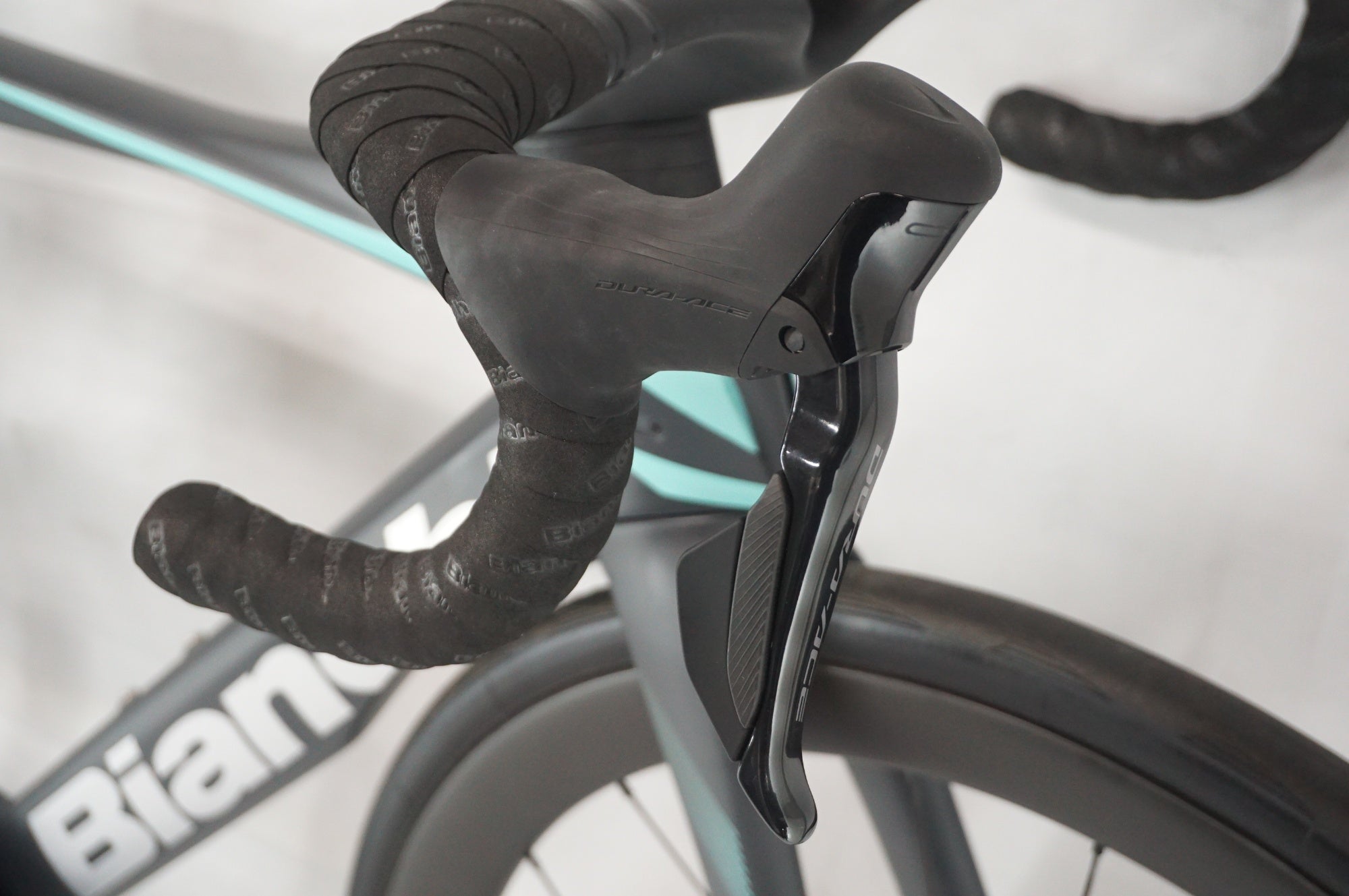 BIANCHI 「ビアンキ」 OLTRE RC DURA-ACE Di2 12SP 2023年モデル