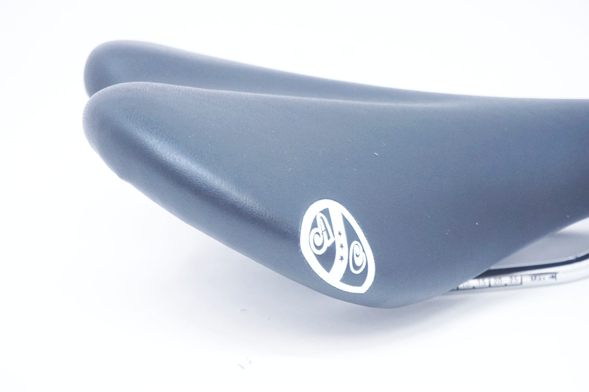 VELO 「ベロ」 サドル / 大阪美原北インター店