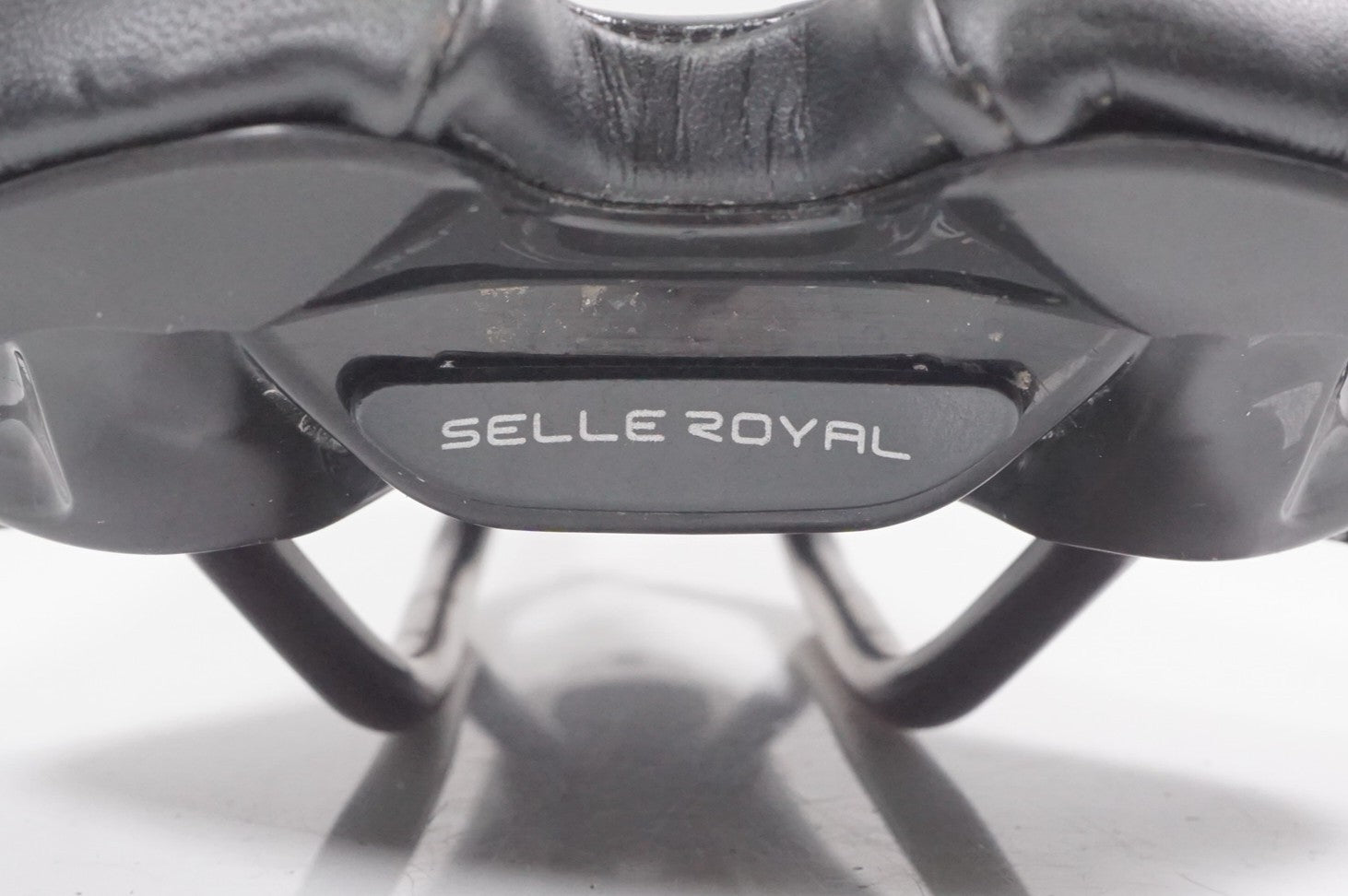 SELLE ROYAL 「セラロイヤル」 サドル / AKIBA店